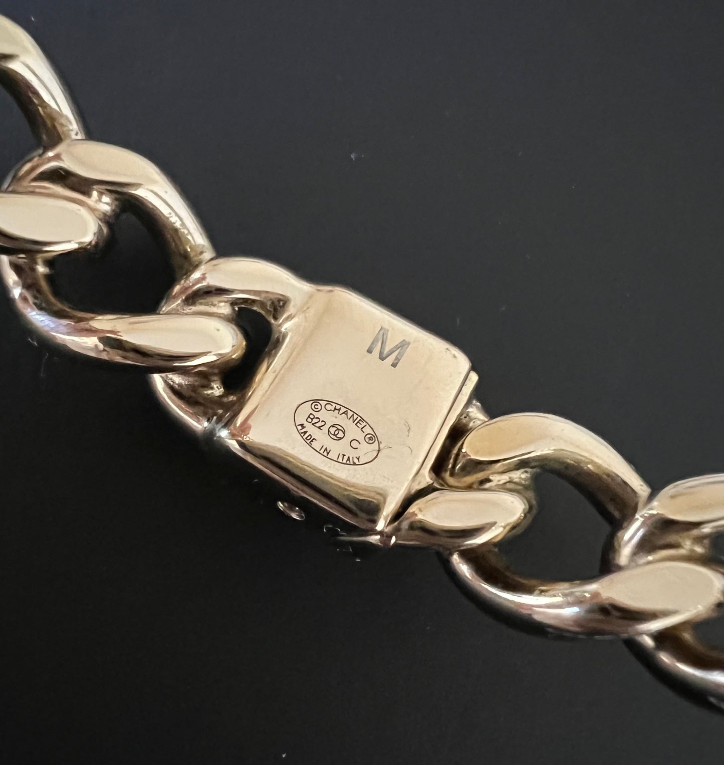 CHANEL 22C Intertwine CC Choker Necklace Light Gold Hardware