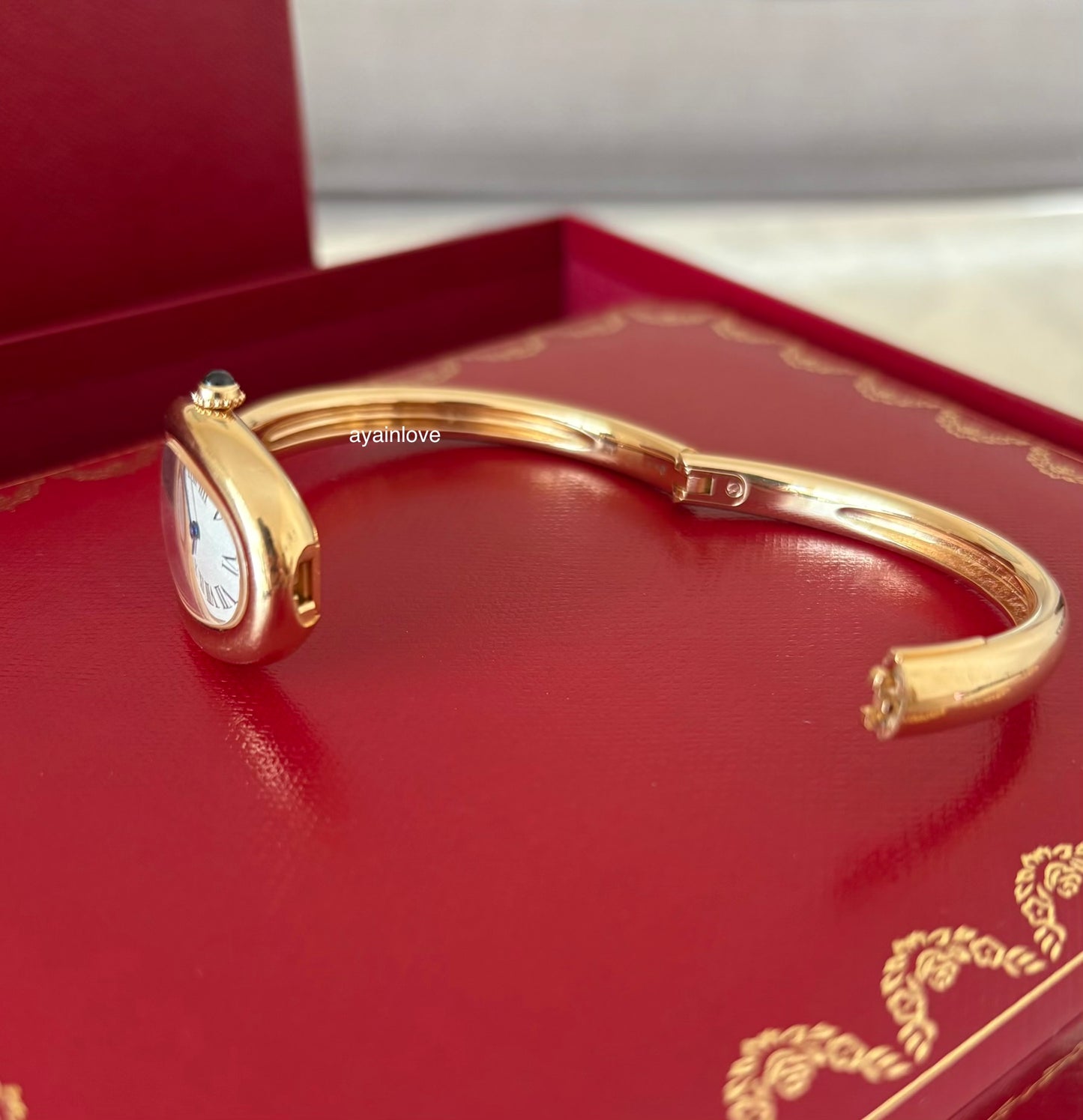 CARTIER 18KT Yellow Gold Baignoire 2025 Small Model Watch Size 17