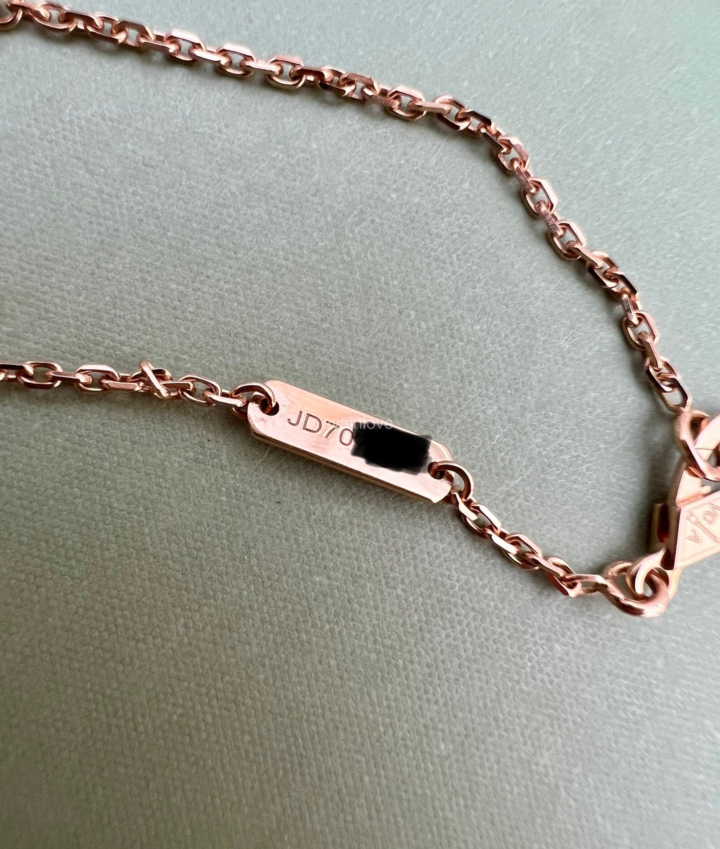 VAN CLEEF ARPELS VCA 18KT Rose Gold Grey MOP Mother of Pearl Vintage Alhambra 2023 Pendant Necklace