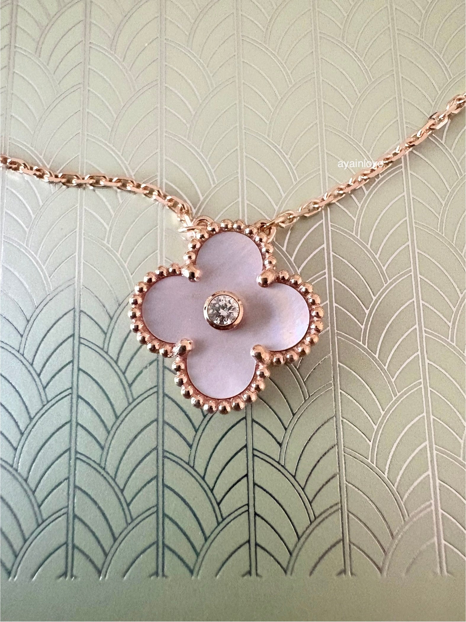 VAN CLEEF ARPELS VCA 18KT Rose Gold Limited 2025 Holiday Pendant VAN CLEEF ARPELS VCA 18KT Rose Gold Limited 2025 Holiday Pendant