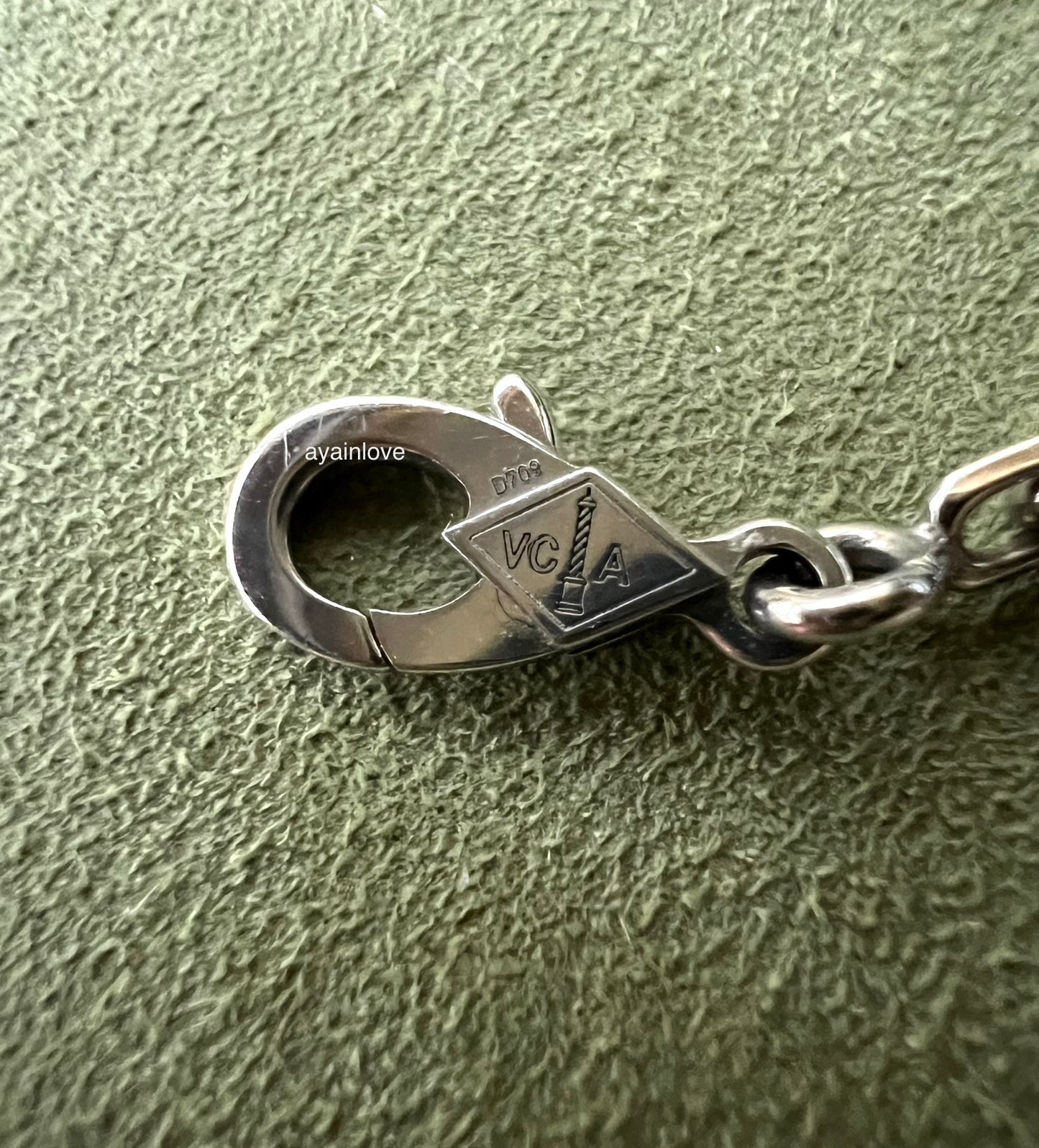 Van Cleef Arpels VCA 5 Motifs Bracelet White Mother of Pearl 18KT White Gold Vintage Alhambra