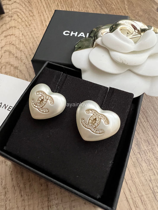 CHANEL Heart Pearl Crystal CC Stud Earrings Light Gold Hardware