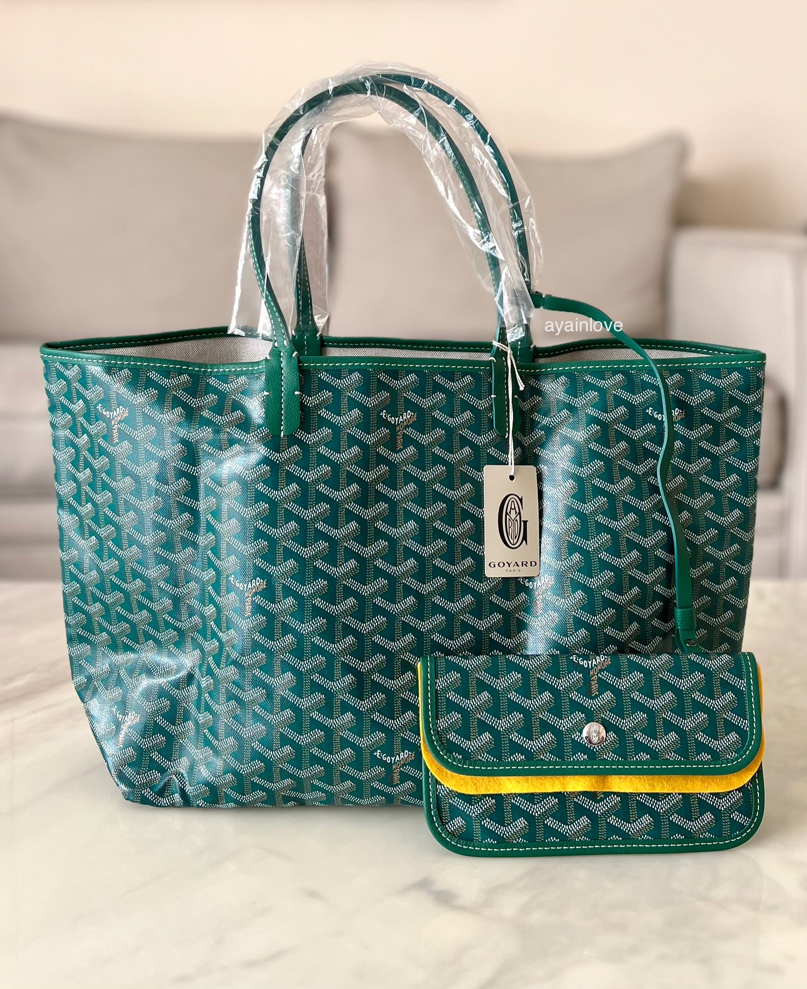 GOYARD St Saint Louis PM Green Tote Bag – AYAINLOVE CURATED LUXURIES