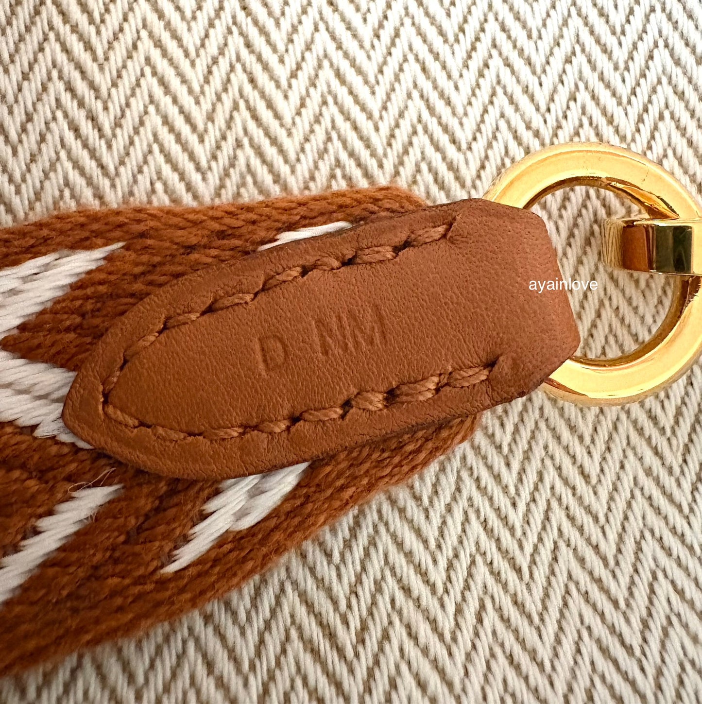 HERMES Zigzag 25 mm Gold Ivory Bag Strap 105 cm Length Gold Hardware