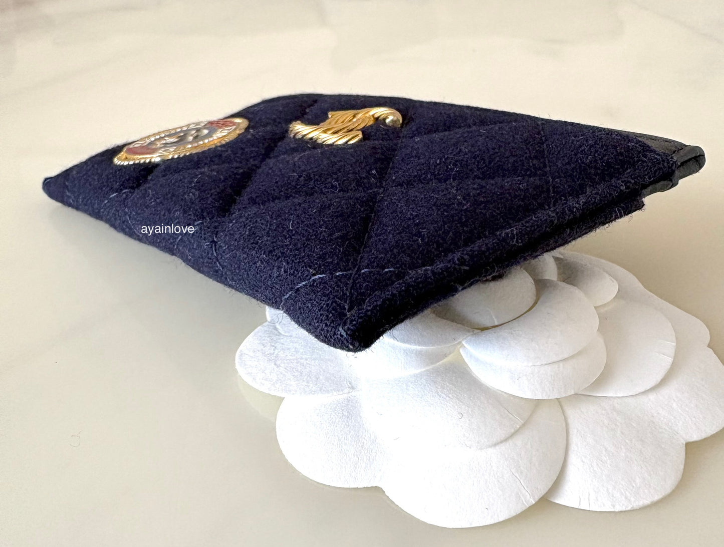 CHANEL 18A Charming Navy Blue/Burgundy Wool/Calfskin Flat Card Holder Oversized CC Gold Hardware