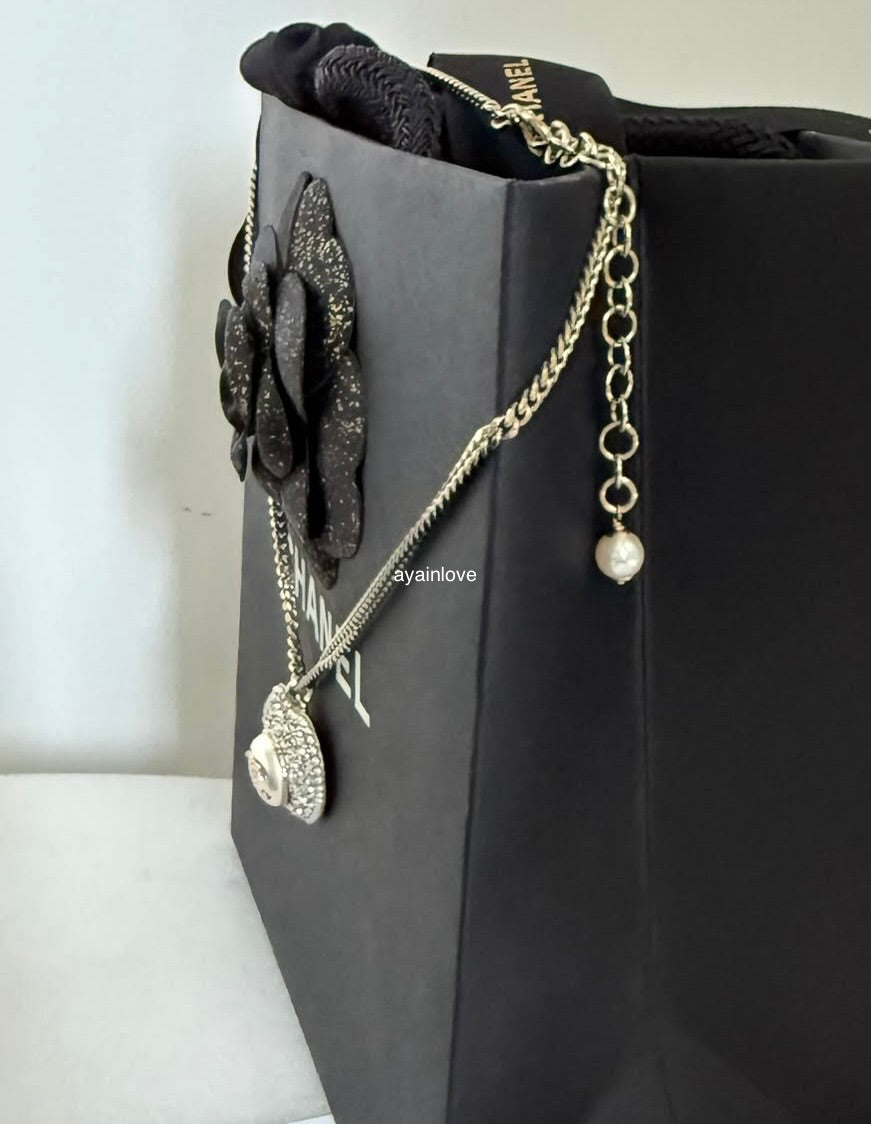 CHANEL 22B Heart Pearl Crystal CC Necklace Light Gold Hardware