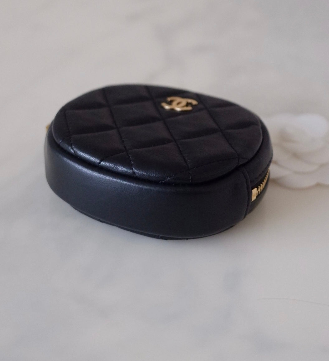 CHANEL Black Lamb Skin Round Coin Purse Card Holder Gold Hardware