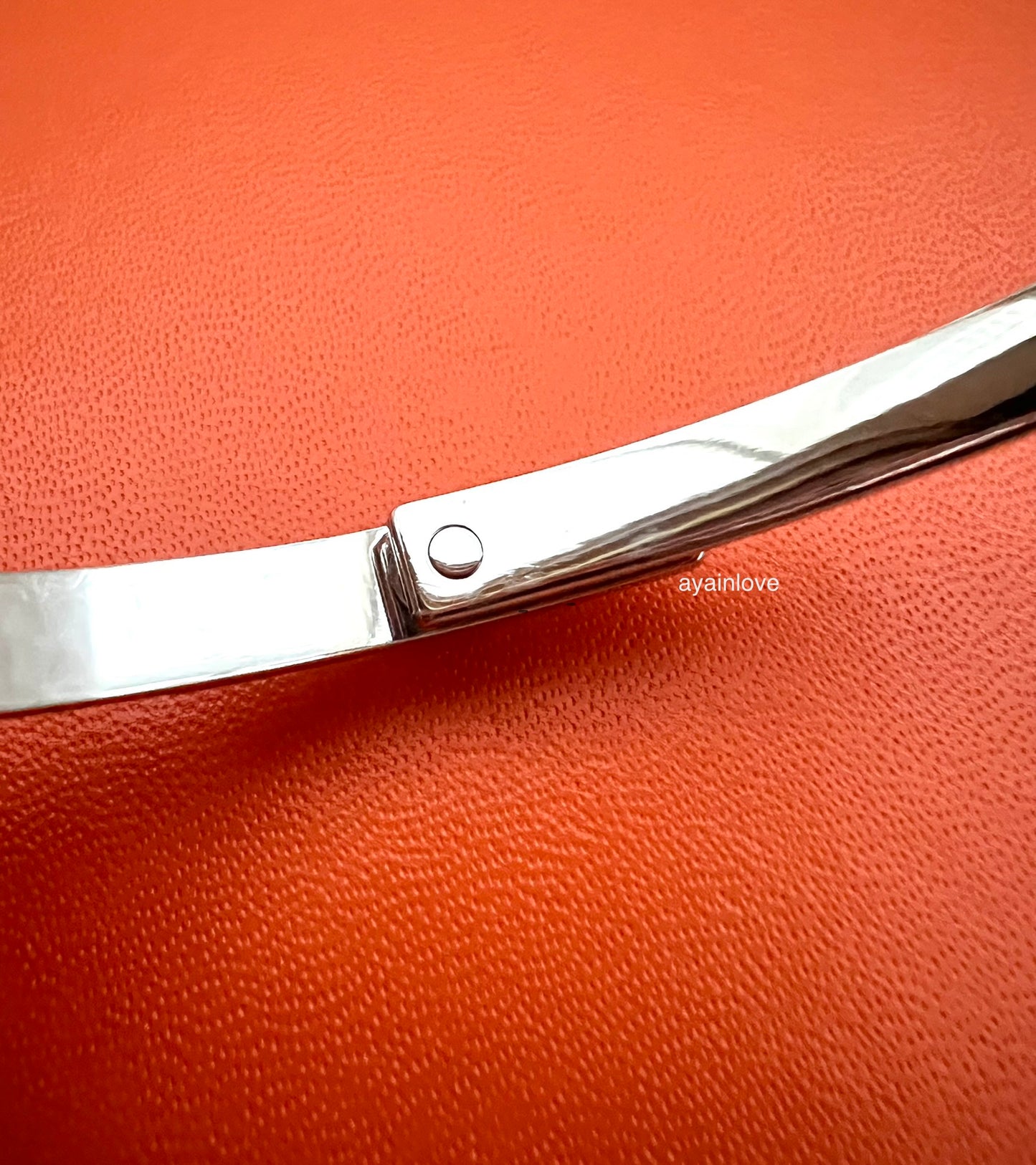 HERMES Kelly 18KT White Gold 4 Diamonds Small Model PM Bracelet Size ST