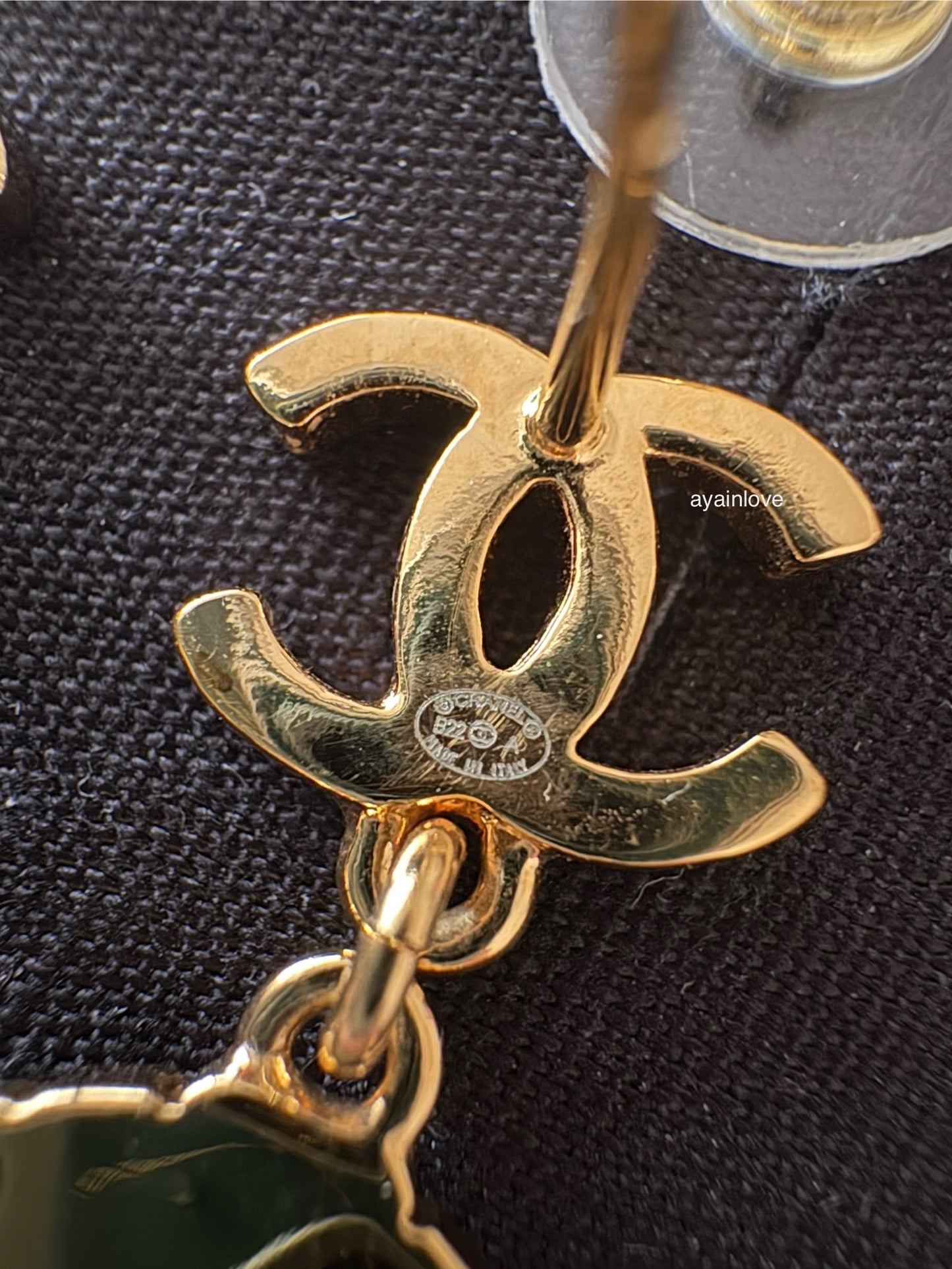 CHANEL 22A Rue Cambon CC Logo Drop Earrings Gold Hardware