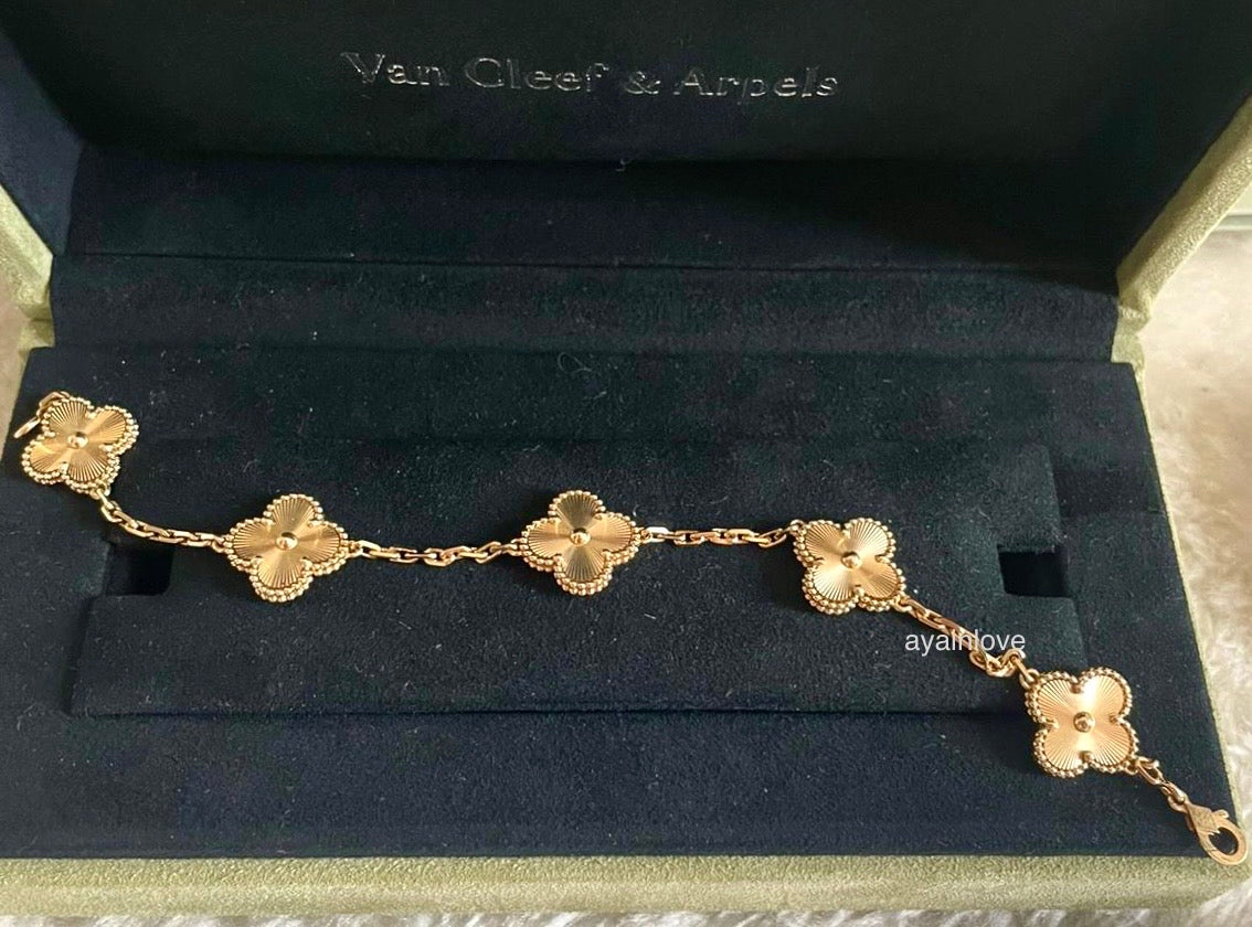 Van Cleef Arpels VCA 5 Motifs Bracelet Guilloche 18KT Yellow Gold Vintage Alhambra