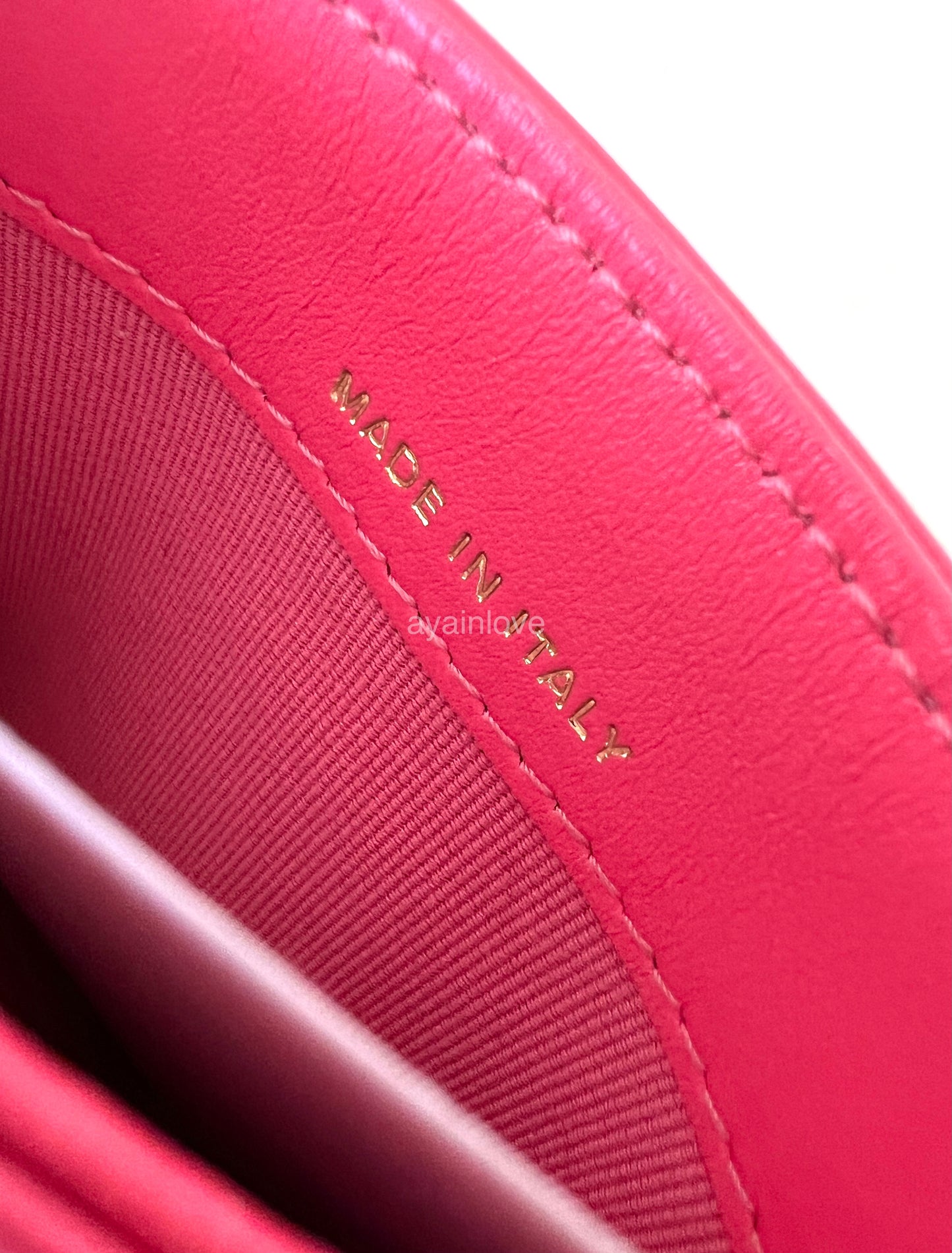 CHANEL 23S Pink Heart Lamb Skin Flat Card Holder Gold Hardware