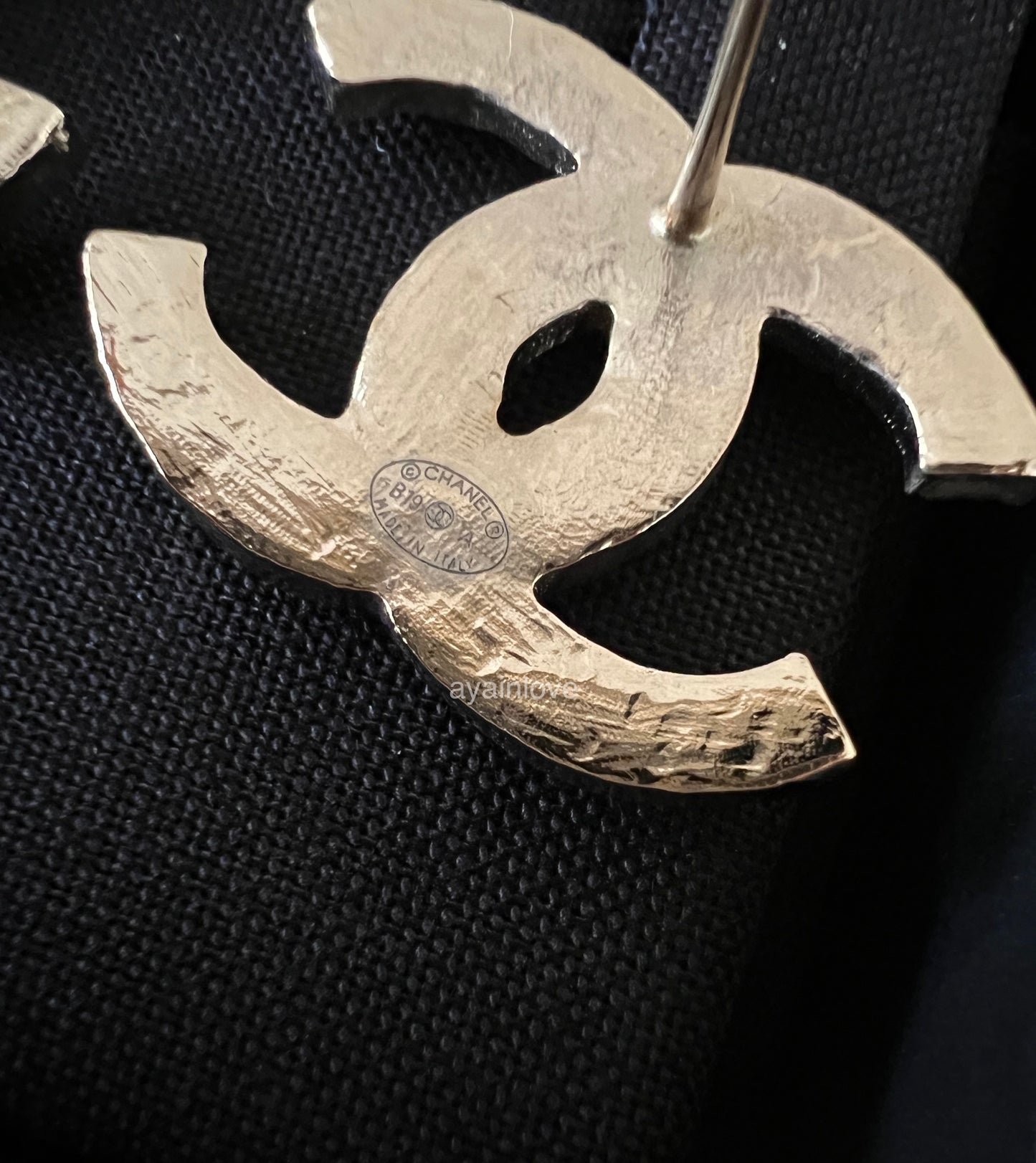 CHANEL 19A Pink Enamel Egypt Large CC Stud Earrings Light Gold Hardware