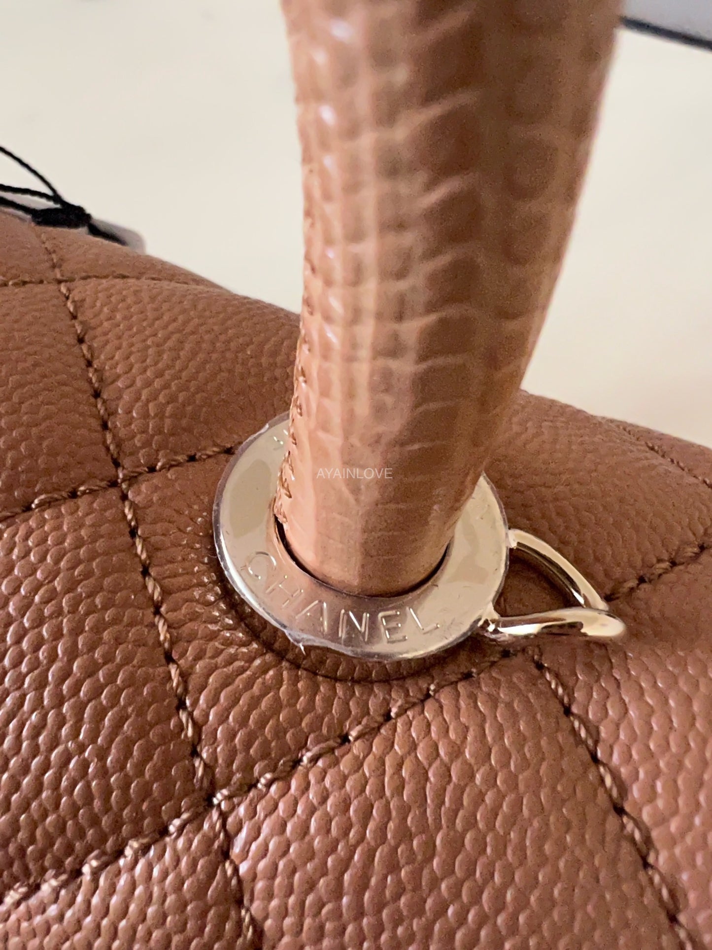 CHANEL 21P Caramel Brown Caviar Small Coco Handle 24 cm Light Gold Hardware