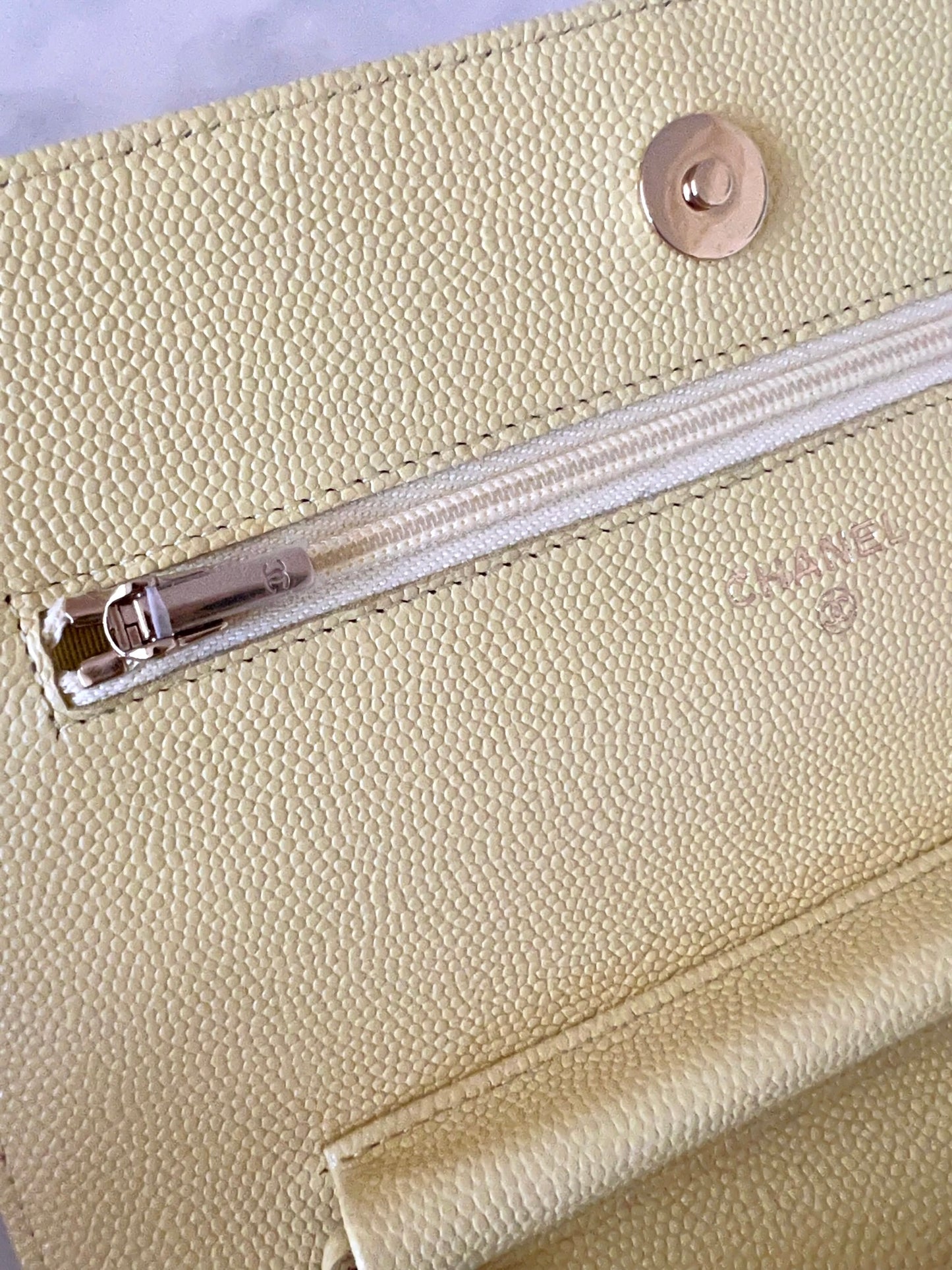 CHANEL 20S YELLOW CAVIAR CLASSIC WALLET ON CHAIN LIGHT GOLD HARDWARE *NEW*