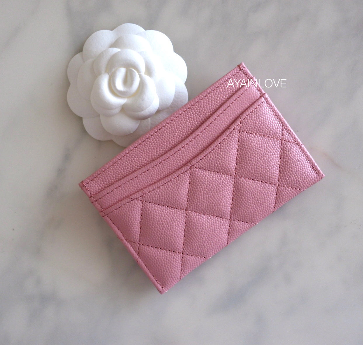 22C PINK CAVIAR FLAT CARD HOLDER LIGHT GOLD HARDWARE *NEW*