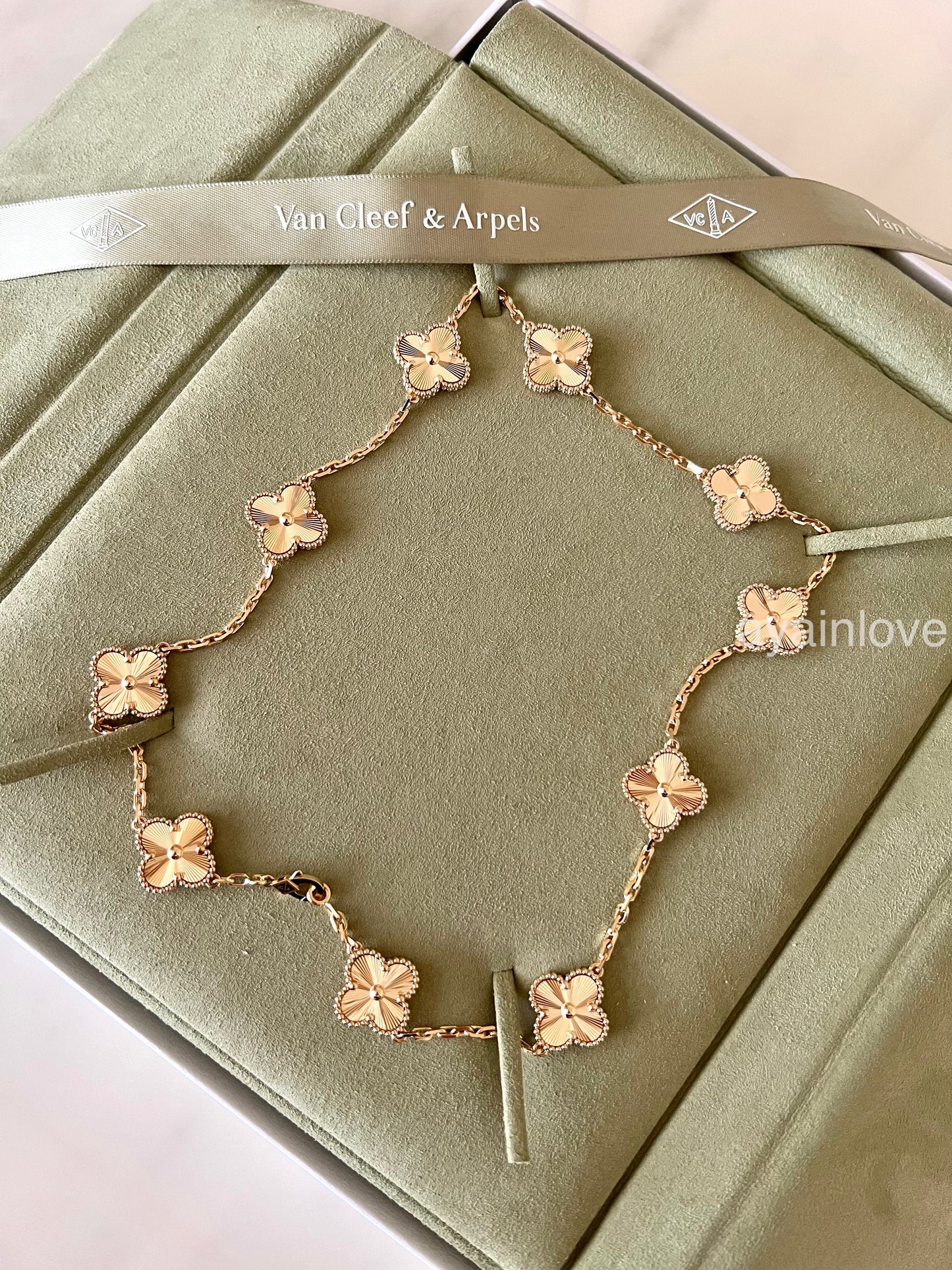 Van Cleef Arpels VCA 10 Motifs Necklace Guilloche 18KT Yellow Gold Vintage Alhambra