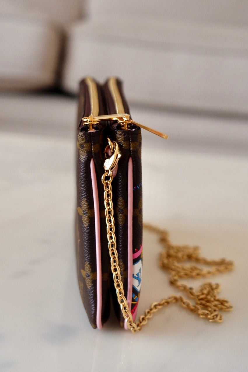 LV LOUIS VUITTON Animation Ferris Wheel Holiday 2020 Double Zip Pochette Vivienne Gold Hardware