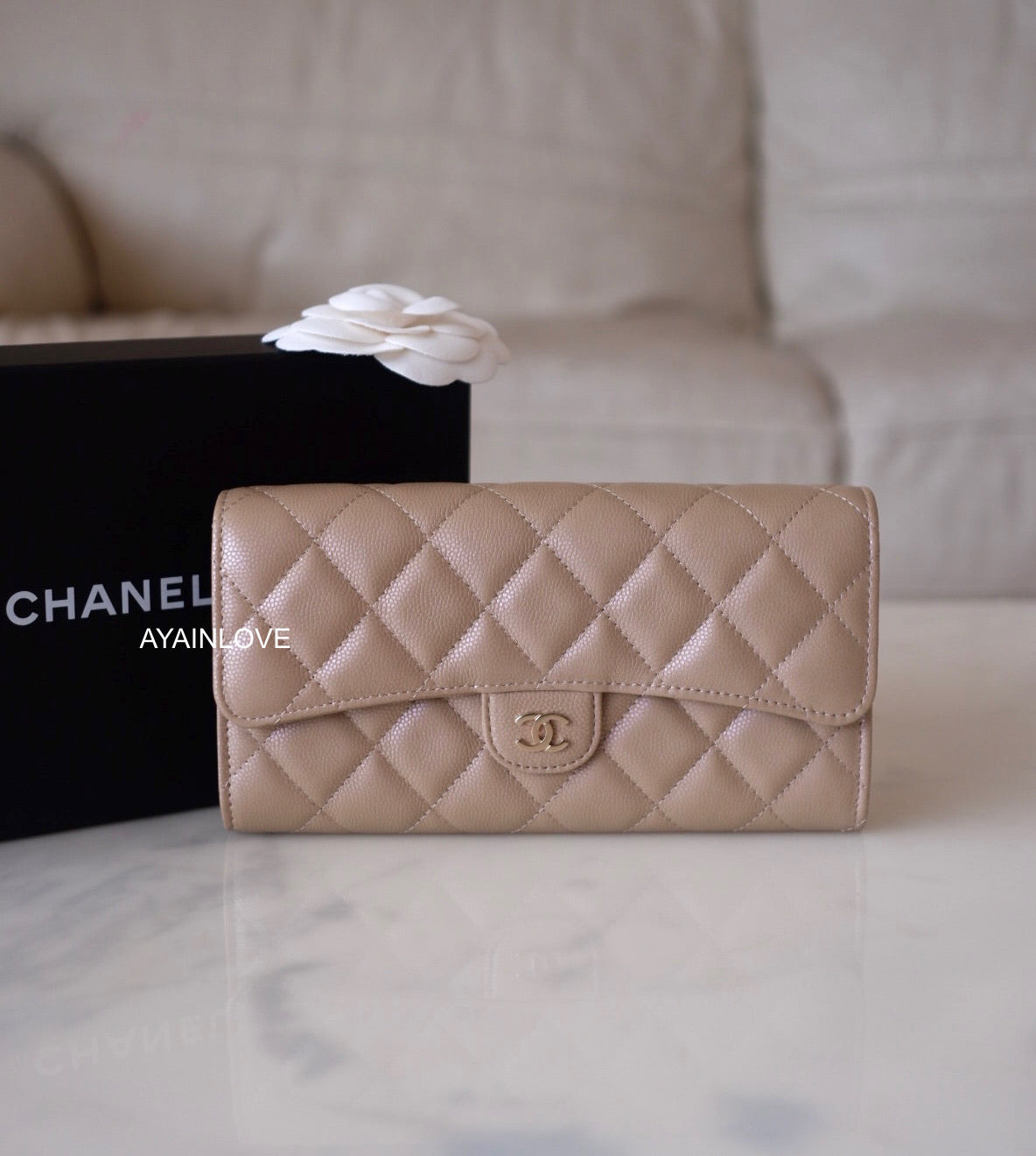 Chanel Flap Card Holder 21S Light Pink Quilted Caviar with light gold  hardware