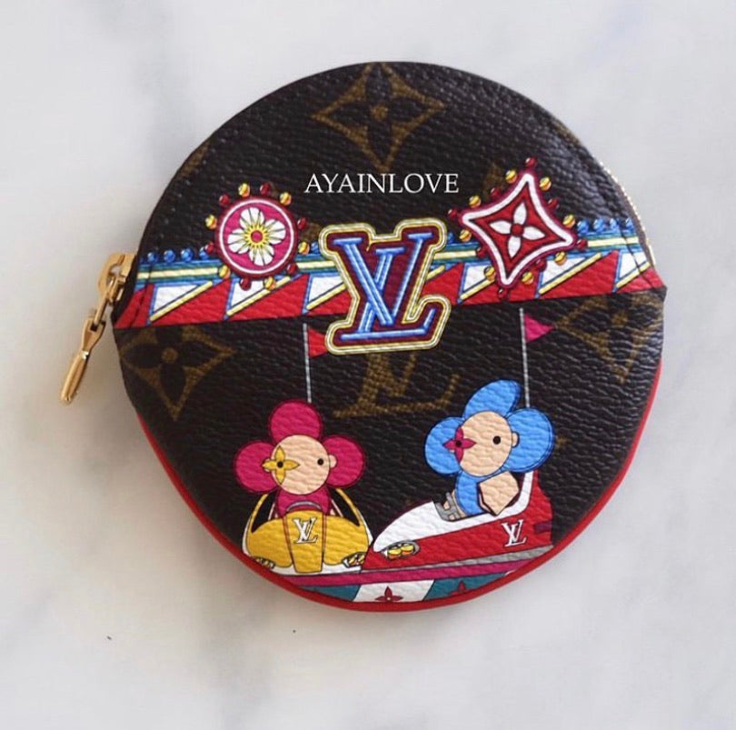 SOLD* New Louis Vuitton Xmas Animation Round Coin