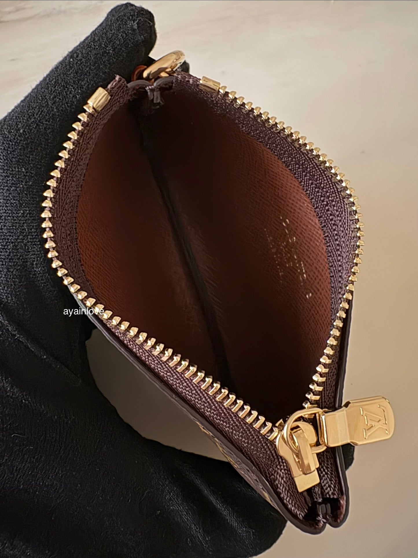 LV LOUIS VUITTON Monogram Phone-Card-Key Holder Gold Hardware