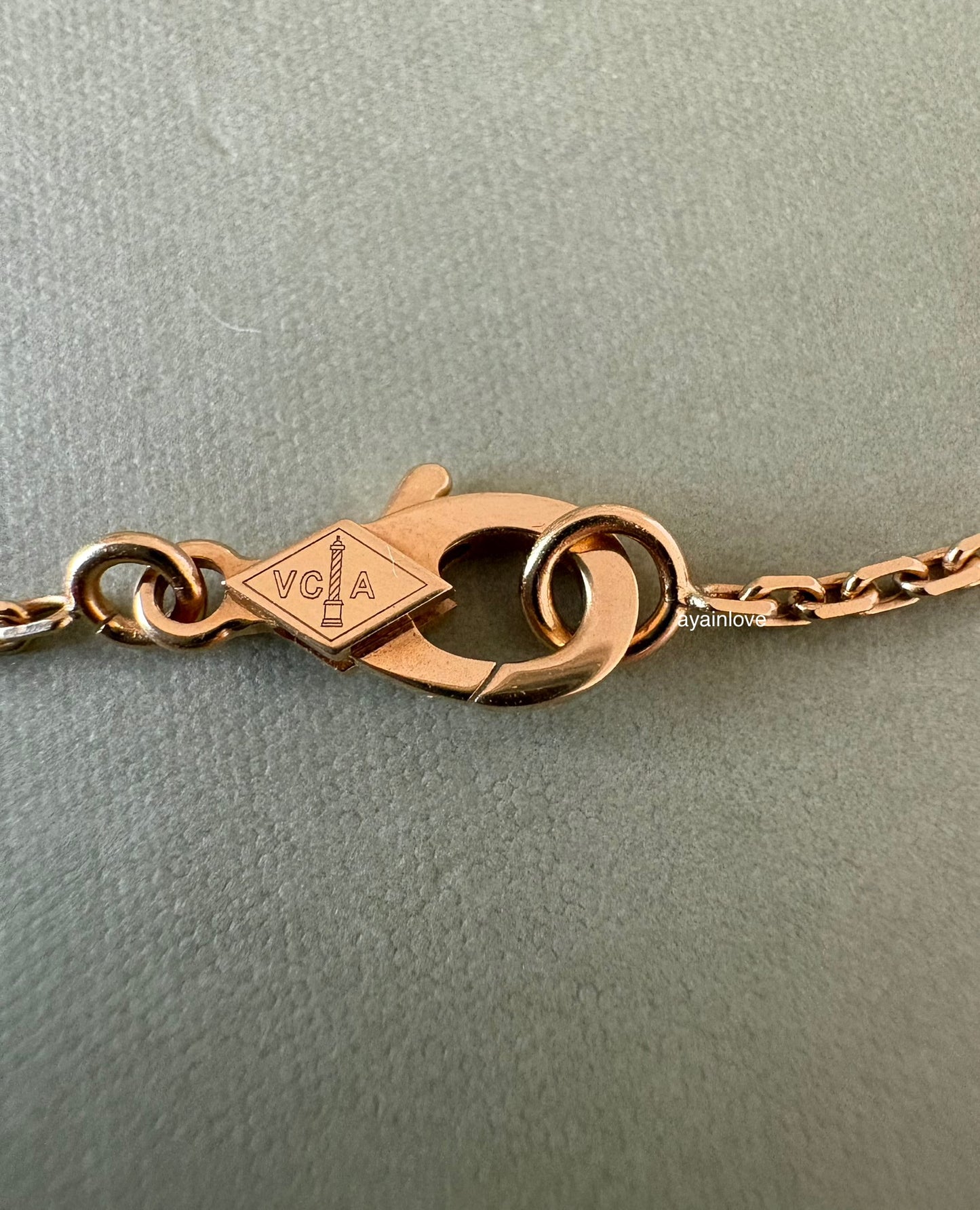 VAN CLEEF ARPELS VCA 18KT Yellow Gold Guilloche Vintage Alhambra Pendant Necklace