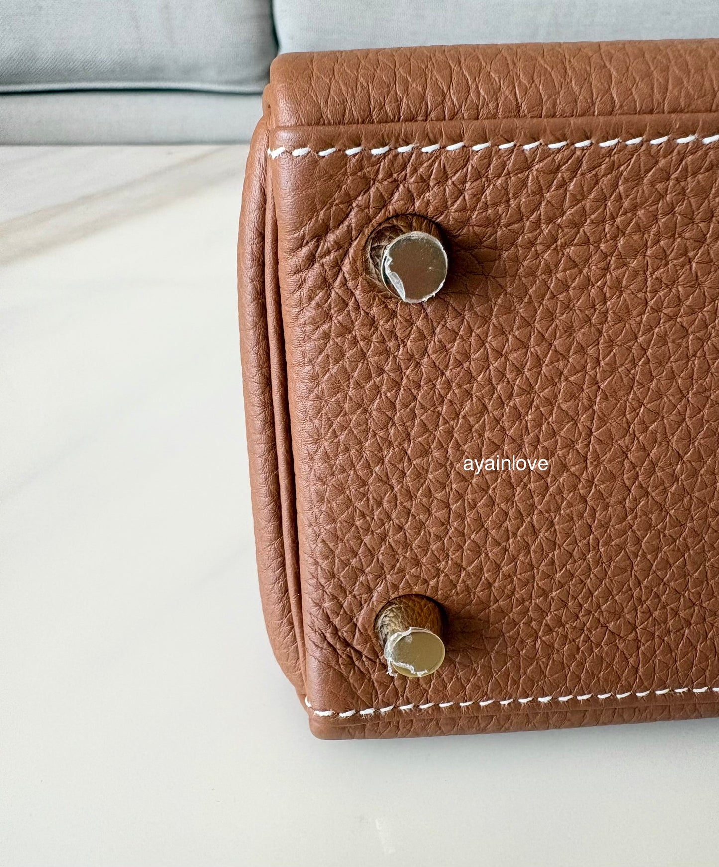 HERMES Kelly 25 Gold Togo Retourne Gold Hardware D Stamp