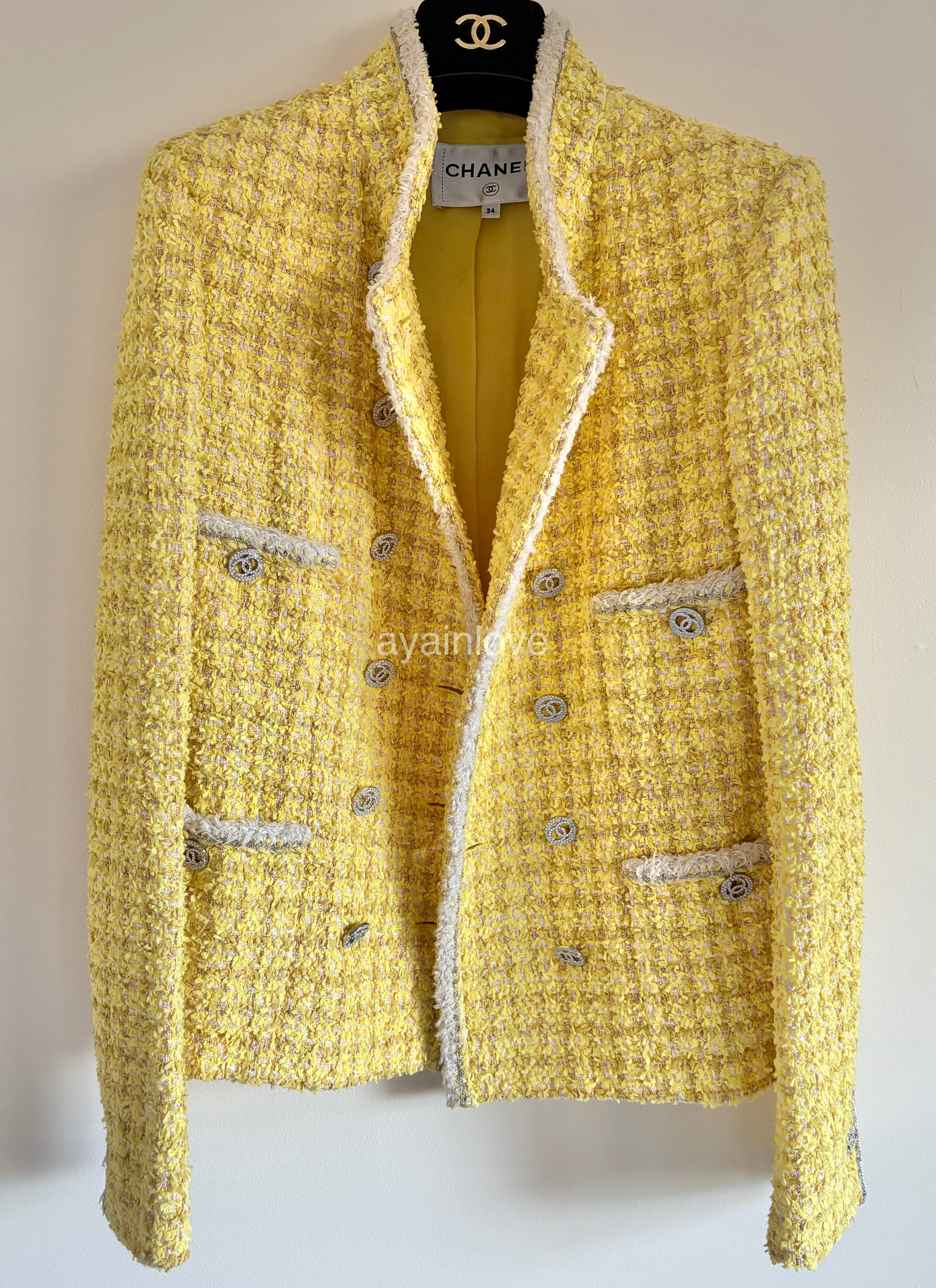 CHANEL 20P Yellow Fantasy Tweed Jacket Size 34FR – AYAINLOVE