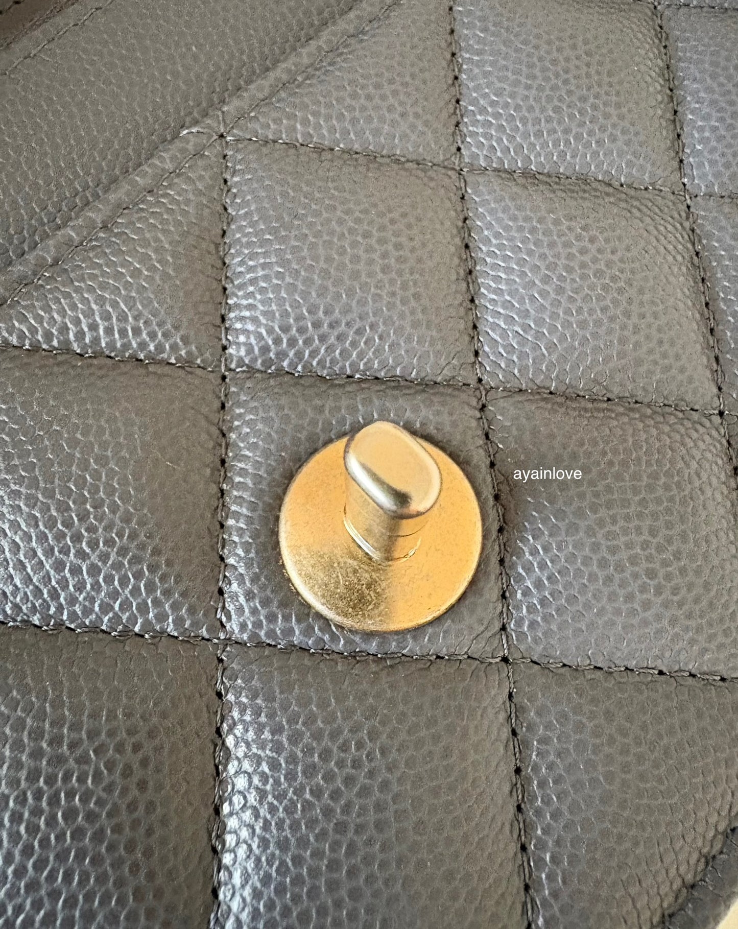 CHANEL 23K Dark Grey Caviar Camellia CC Wallet On Chain *Microchipped* Brushed Gold Hardware