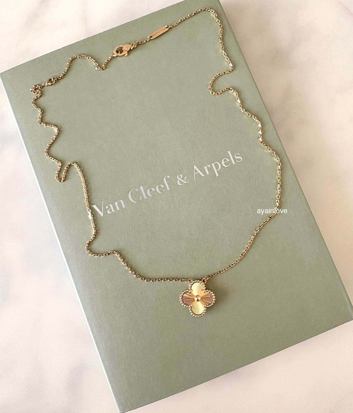 VAN CLEEF ARPELS VCA 18KT Yellow Gold Guilloche Vintage Alhambra Pendant Necklace