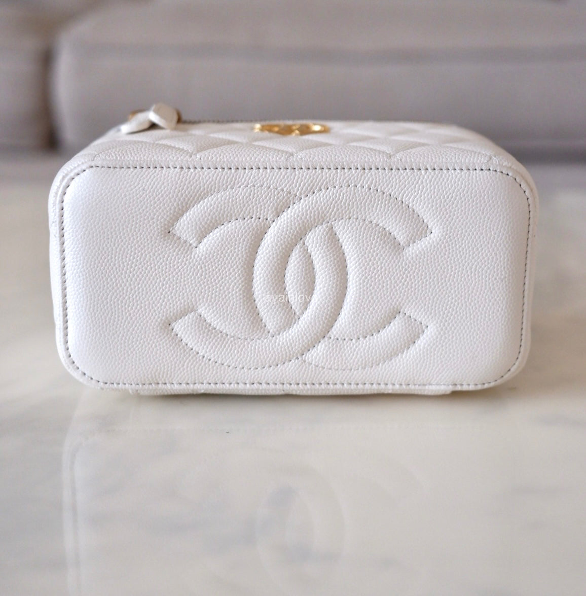 CHANEL Iridescent White Caviar Rectangular Vanity on Adjustable Chain Strap Oversized CC Gold Hardware