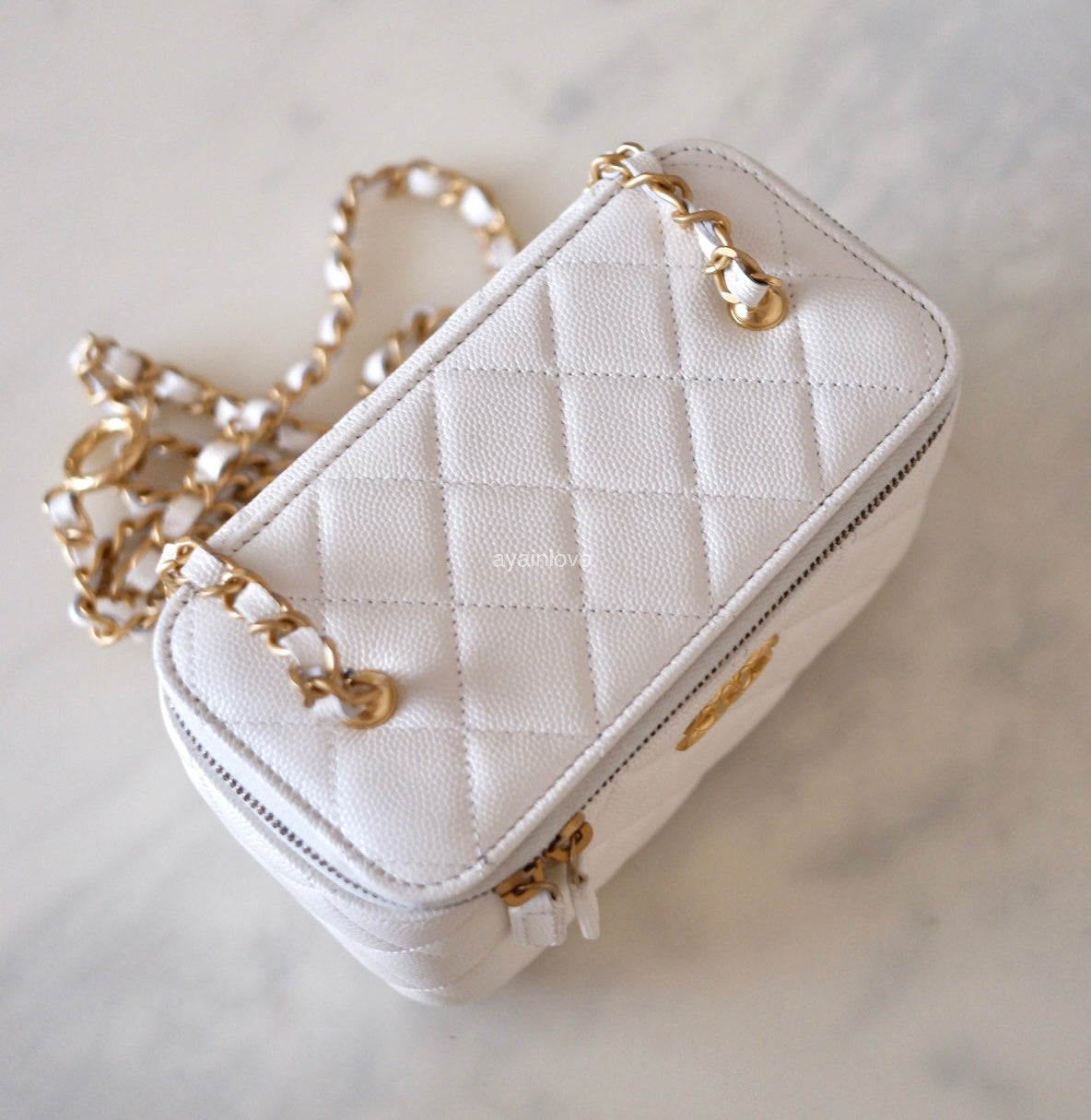CHANEL Iridescent White Caviar Rectangular Vanity on Adjustable Chain Strap Oversized CC Gold Hardware