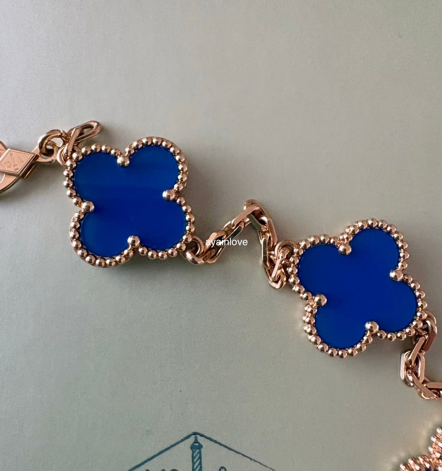 Van Cleef Arpels VCA 5 Motifs Agate Bracelet 18KT Yellow Gold Vintage Alhambra 2025