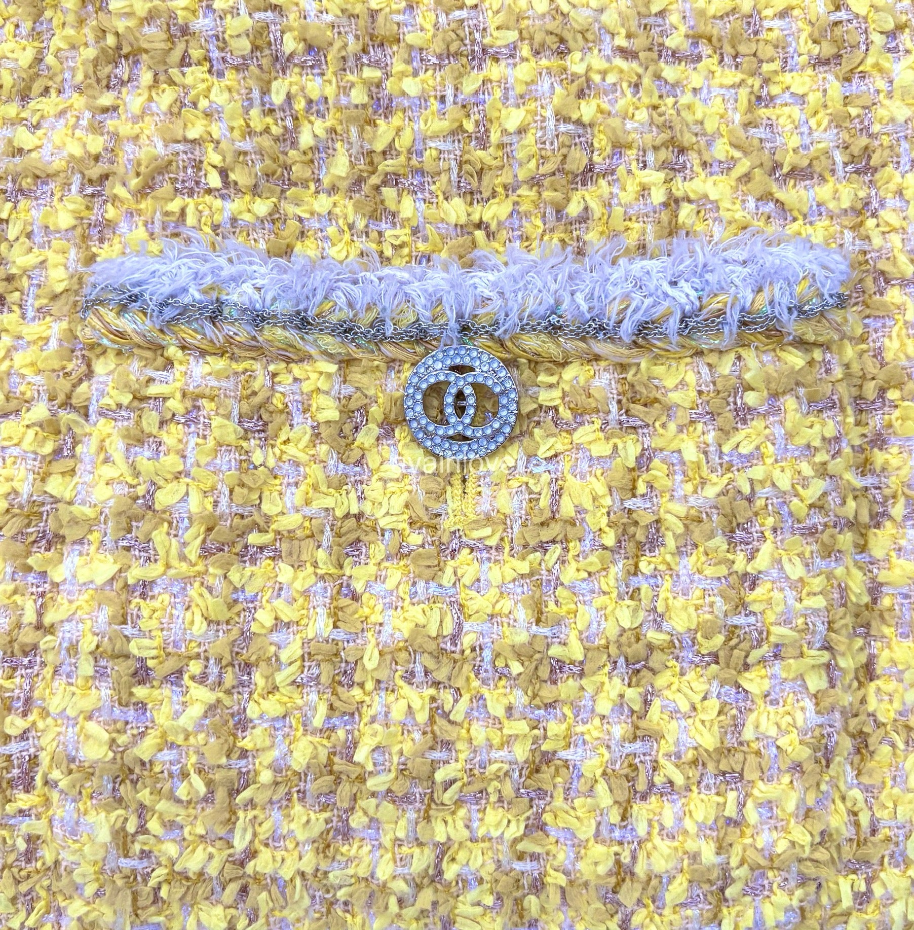 CHANEL 20P Yellow Fantasy Tweed Jacket Size 34FR – AYAINLOVE