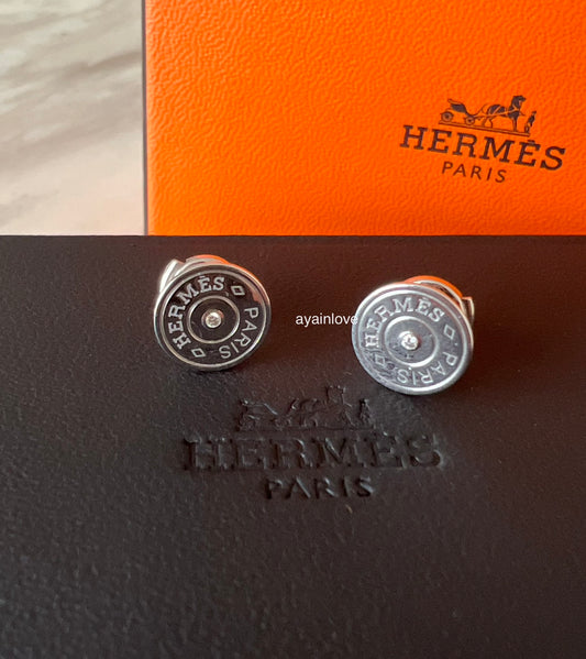 HERMES Gambade 18KT White Gold and Diamonds Earrings