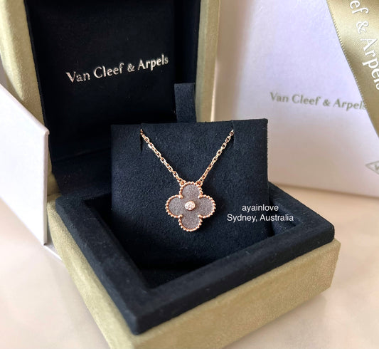 VAN CLEEF ARPELS VCA 18KT Rose Gold Limited 2023 Holiday Pendant Necklace Silver Obsidian Diamond Vintage Alhambra