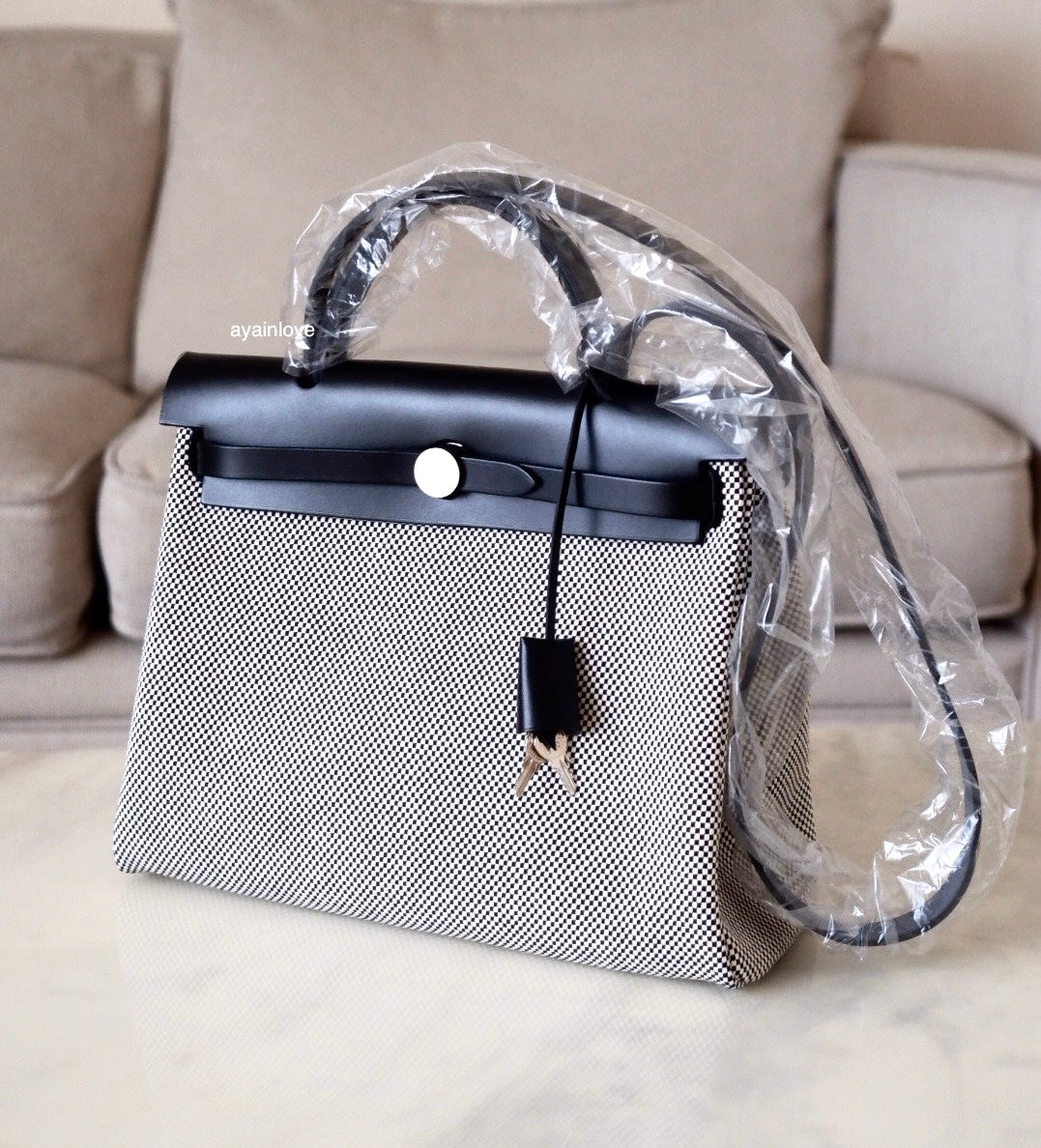 HERMES Herbag Zip 31 Vache Hunter Ecru Noir Palladium Hardware U Stamp