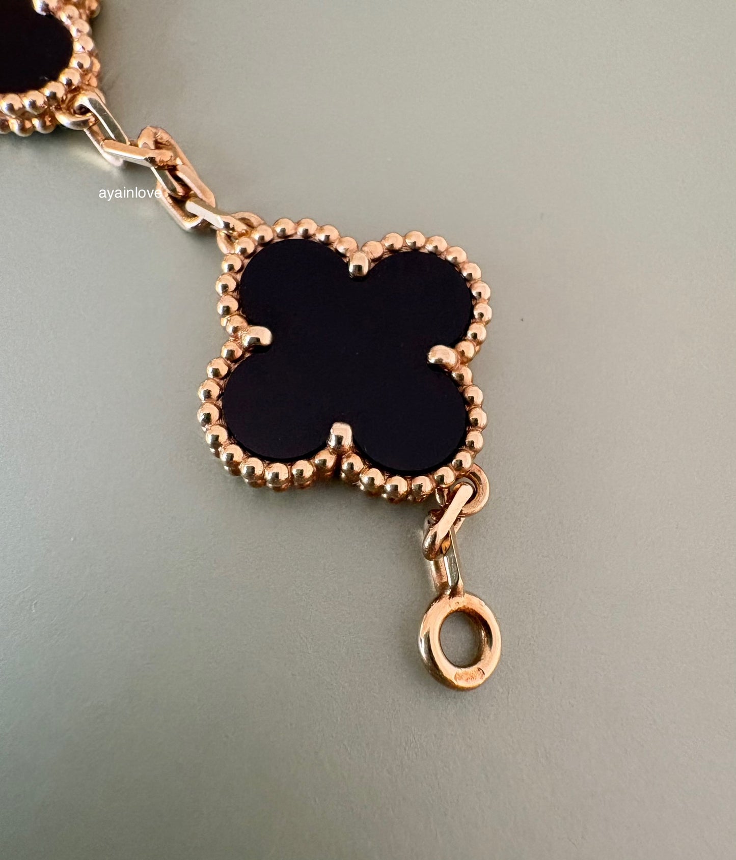 Van Cleef Arpels VCA 5 Motifs Bracelet Onyx 18KT Yellow Gold Vintage Alhambra