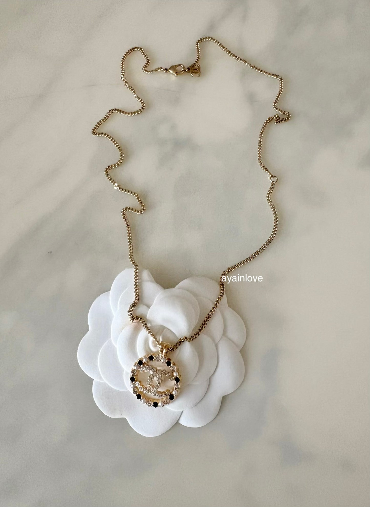 CHANEL 20K Round Pearl Crystal Black White CC Adjustable Necklace Gold Hardware