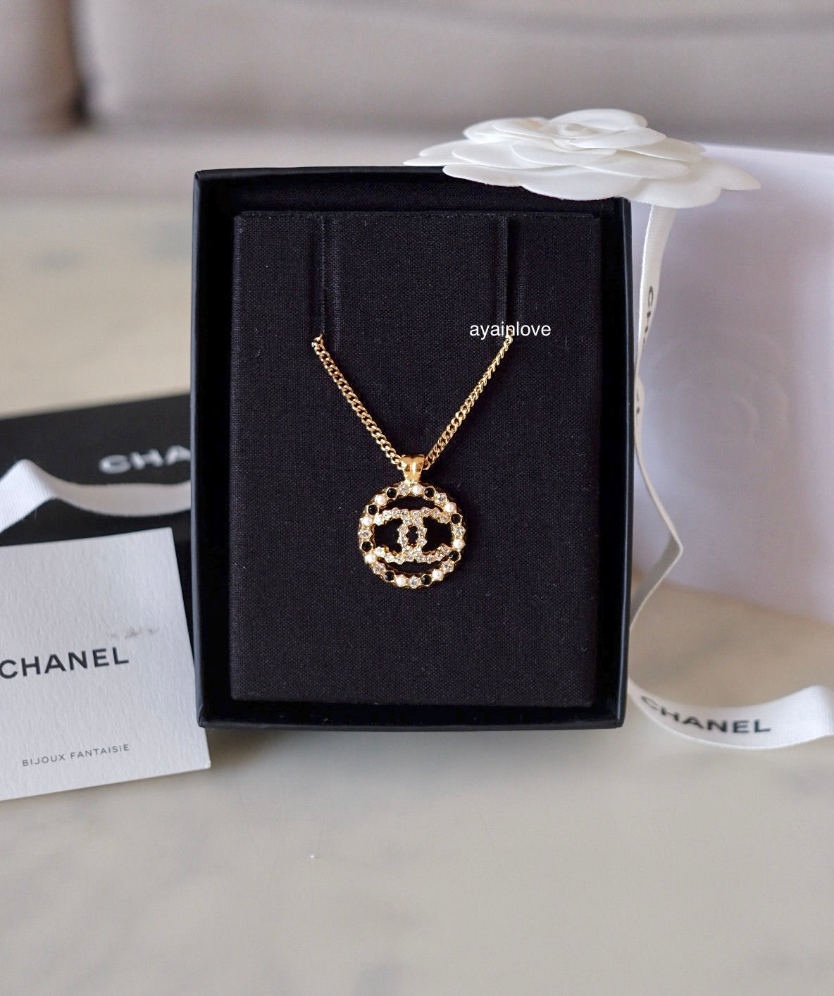 CHANEL 20K Round Pearl Crystal Black White CC Adjustable Necklace Gold Hardware