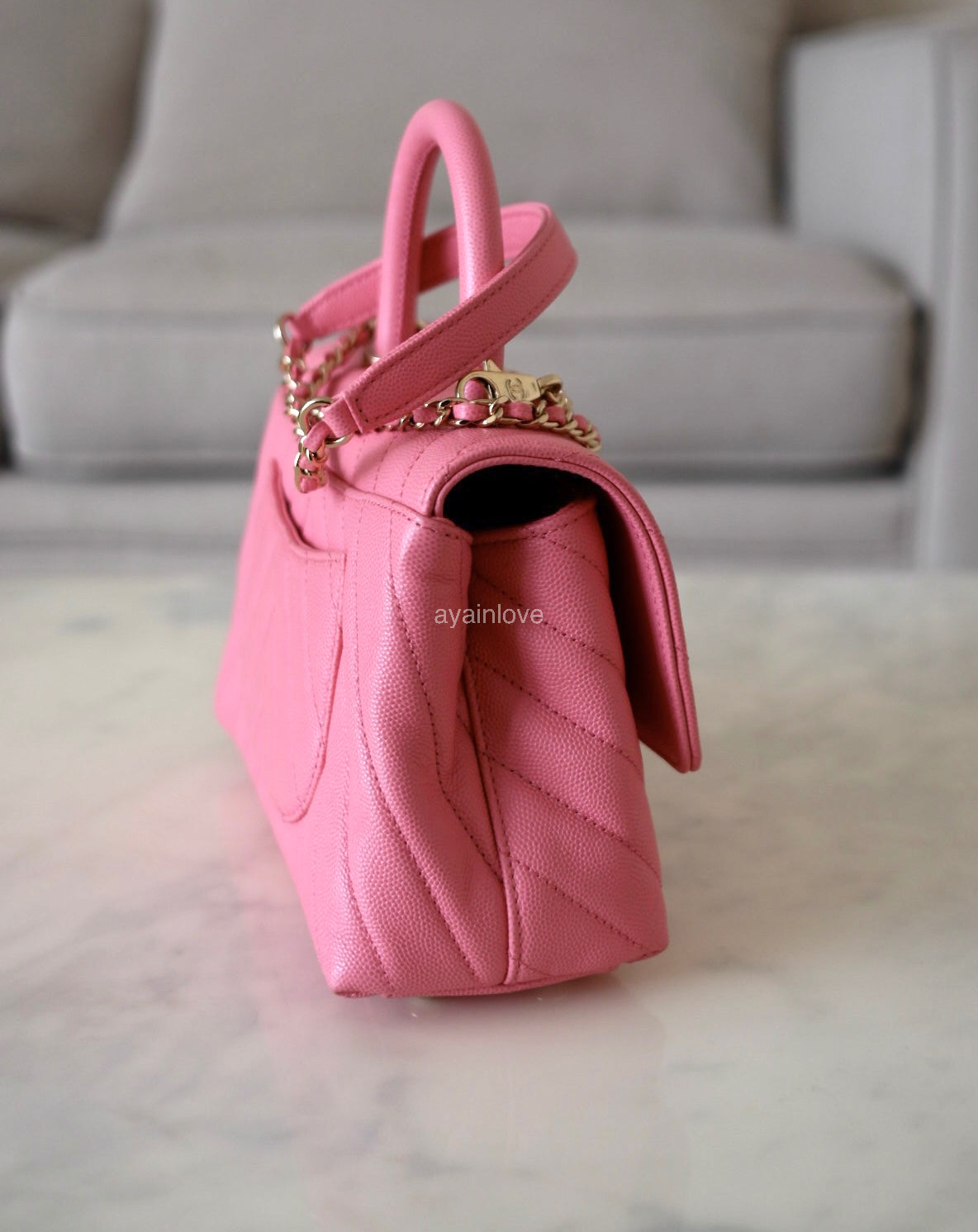 CHANEL Pink Caviar Chevron Small Coco Handle 24 cm Light Gold Hardware