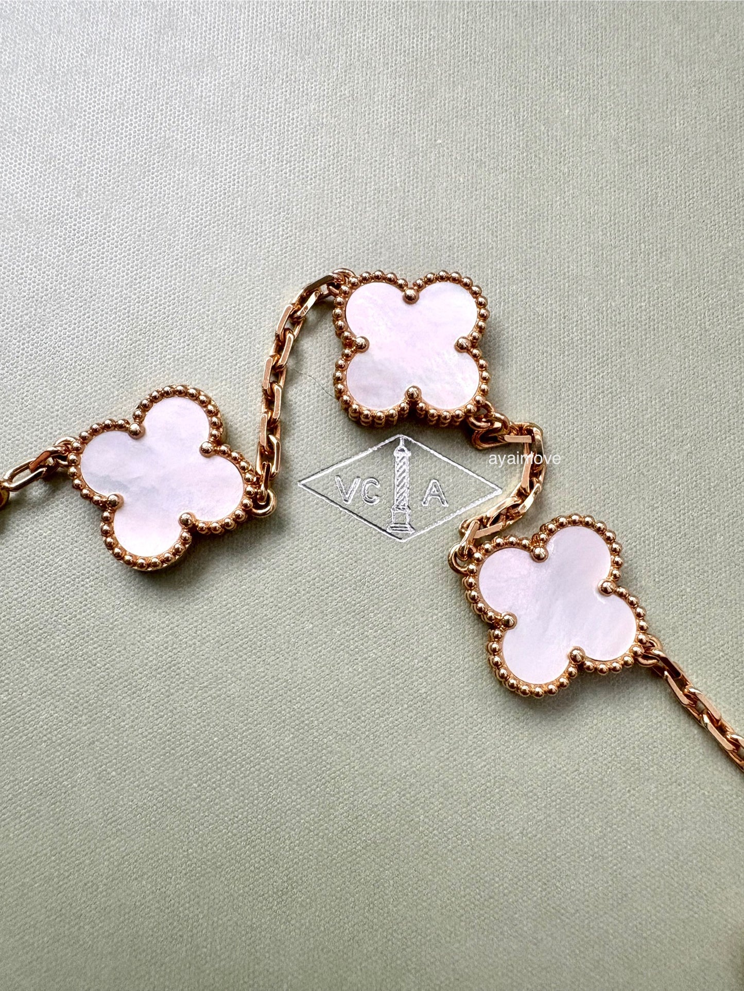 Van Cleef Arpels VCA 5 Motifs Bracelet White Mother of Pearl MOP 18KT Yellow Gold Vintage Alhambra