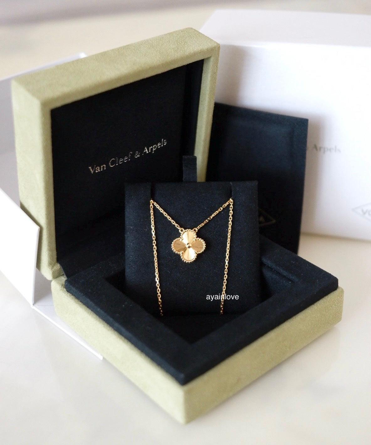 VAN CLEEF ARPELS VCA 18KT Yellow Gold Guilloche Vintage Alhambra Pendant Necklace