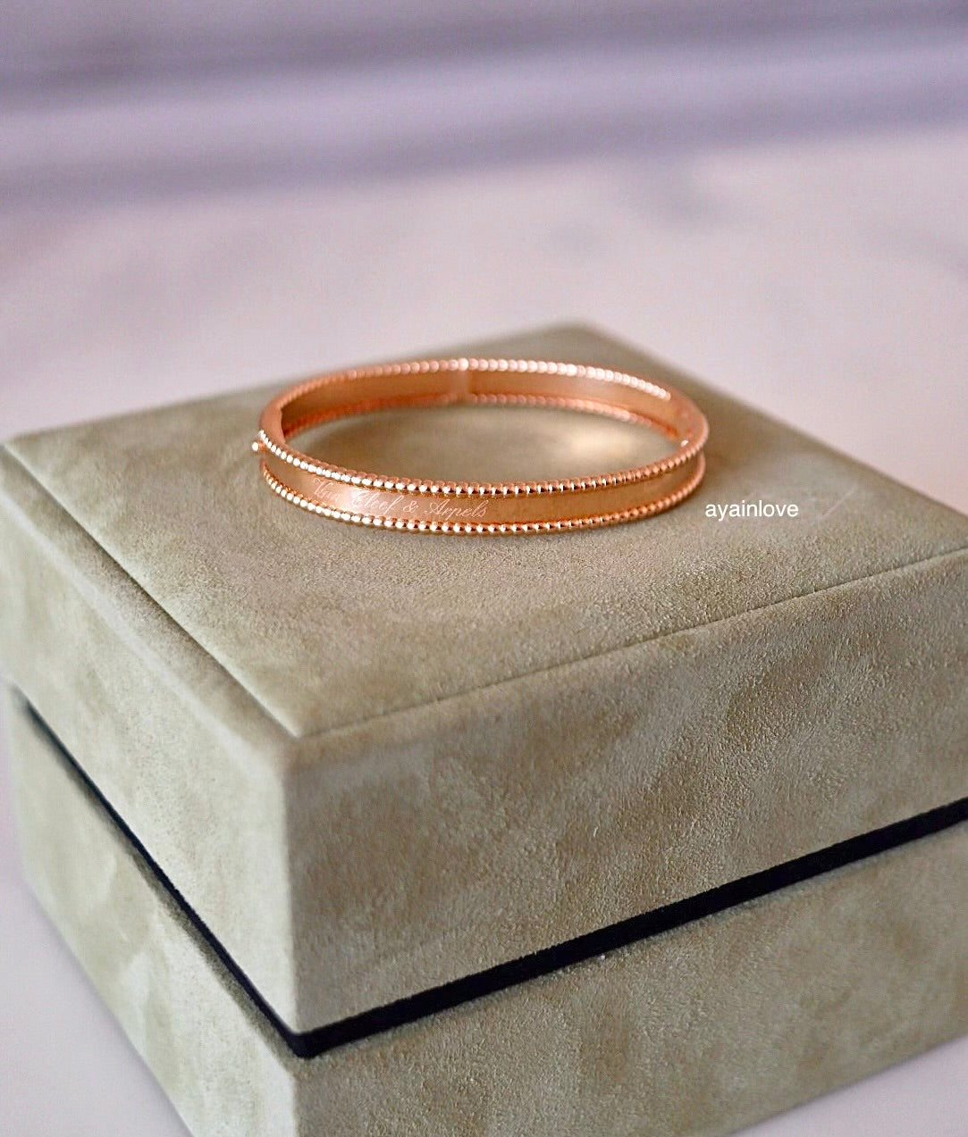 Van Cleef Arpels VCA Signature Perlee 18KT Rose Gold Bracelet Size Large