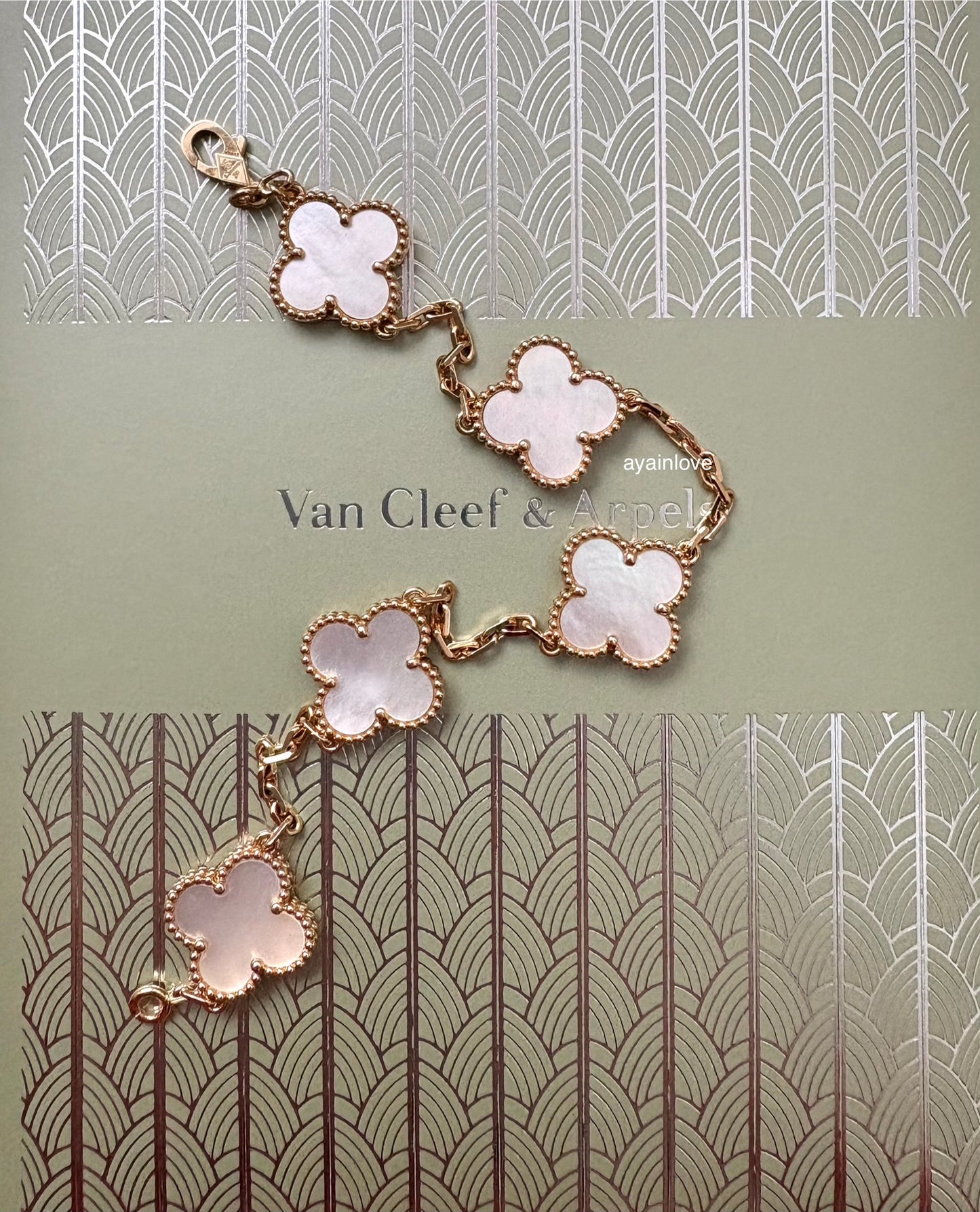 Van Cleef Arpels VCA 5 Motifs Bracelet White Mother of Pearl MOP 18KT Yellow Gold Vintage Alhambra