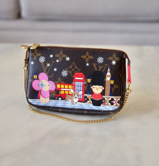 LOUIS VUITTON LV Holiday Limited Edition Vivienne London Animation 2021 Mini Pochette Monogram Gold Hardware