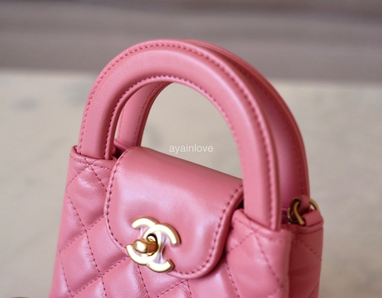chanel pink bag with pearls