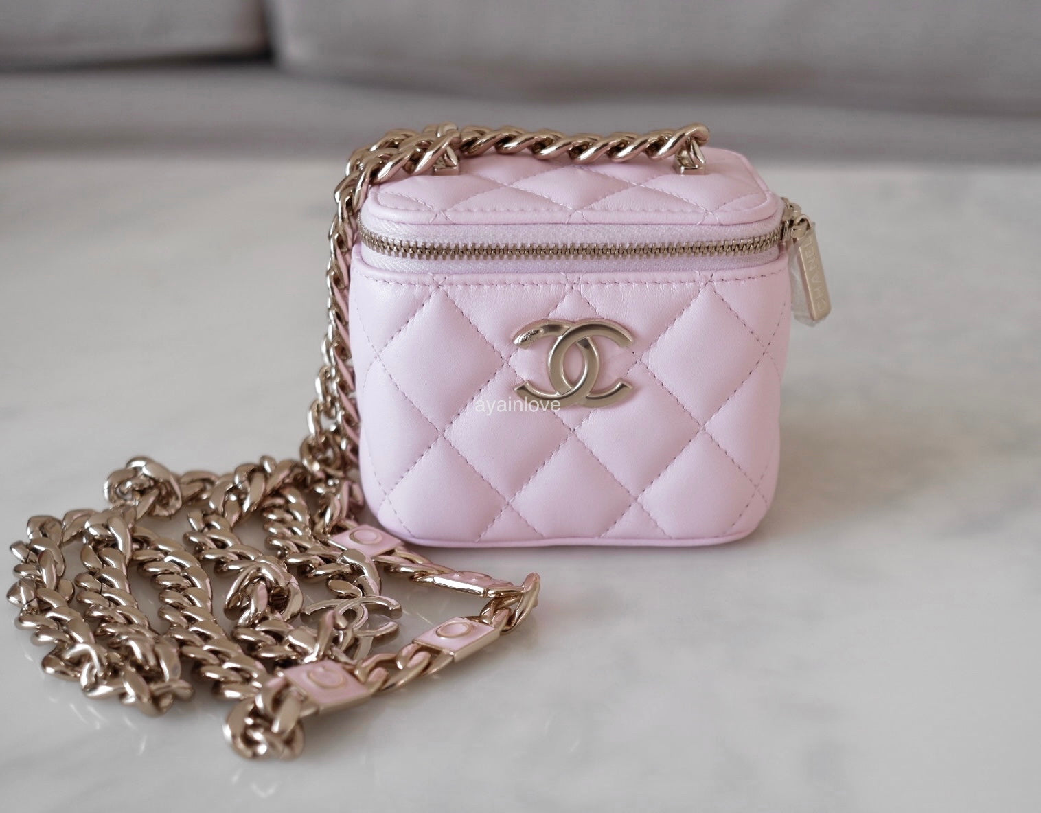 ✖️SOLD✖️ Chanel Pearl Crush Mini Vanity in Rose Clair Lambskin AGHW, Luxury,  Bags & Wallets on Carousell