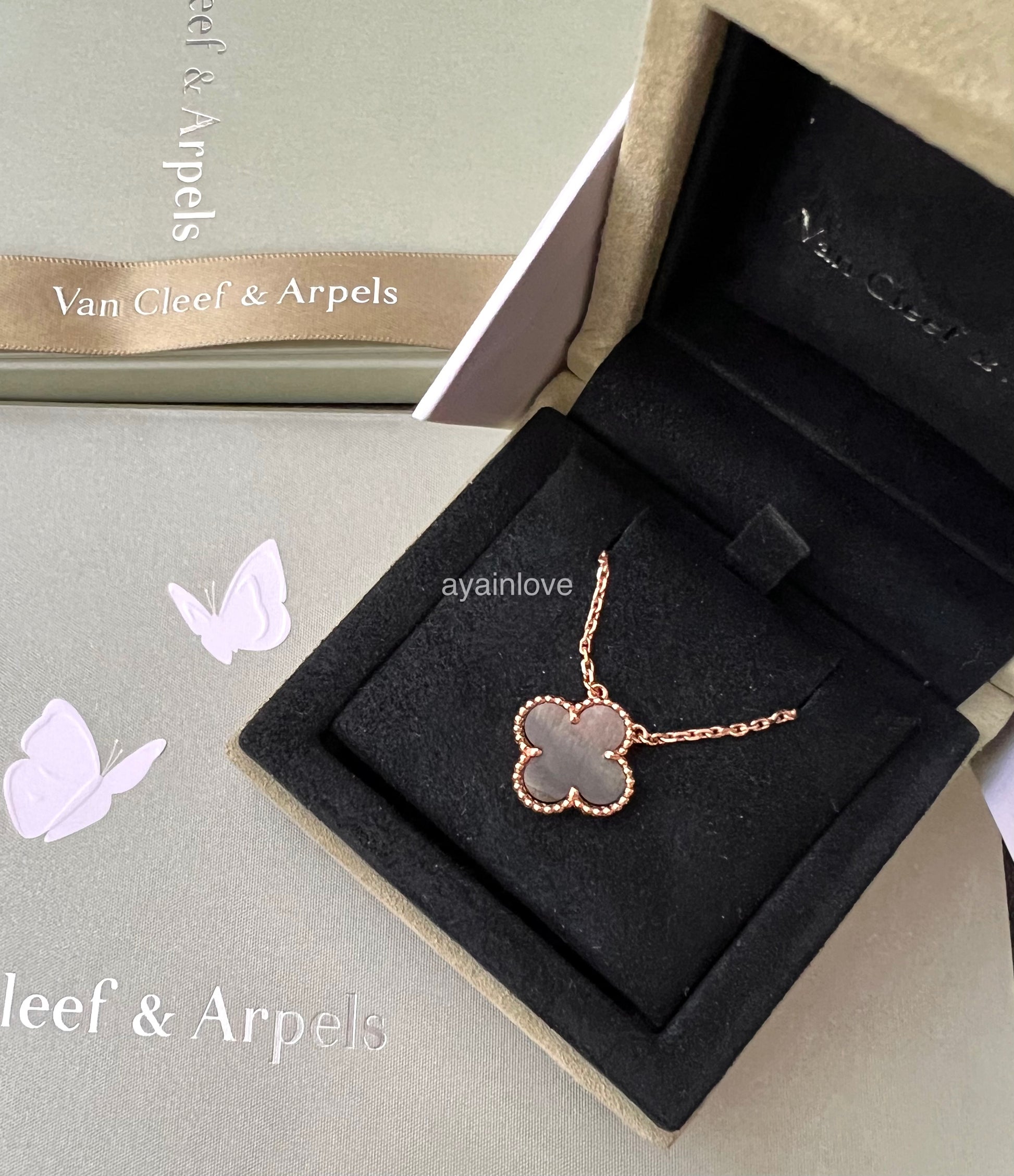 Van Cleef & Arpels Vintage Alhambra Pendant Necklace 18K Rose Gold and Grey  Mother of Pearl Black 963991