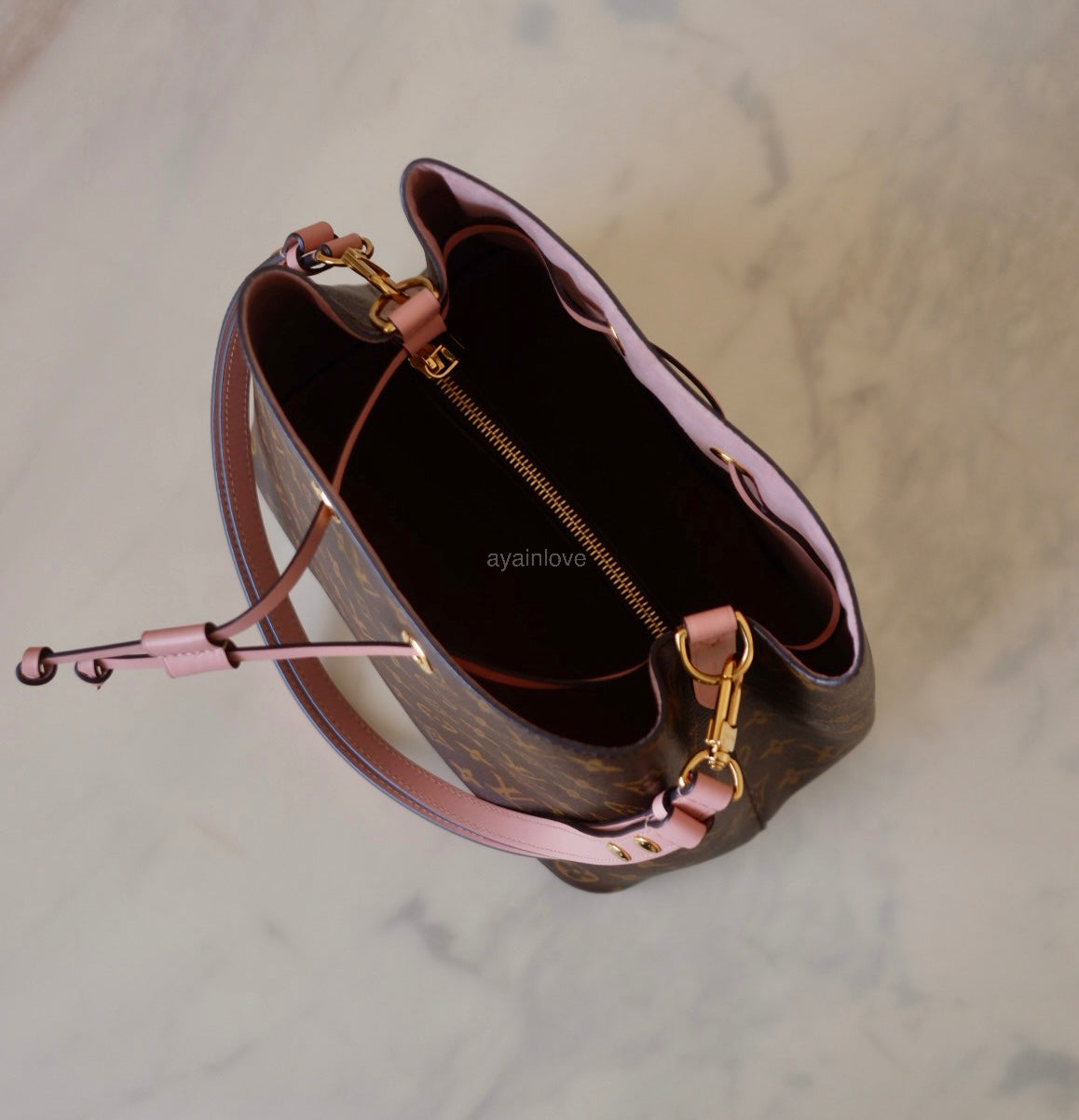 LOUIS VUITTON LV NeoNoe MM Pink Monogram Bucket Bag Gold Hardware