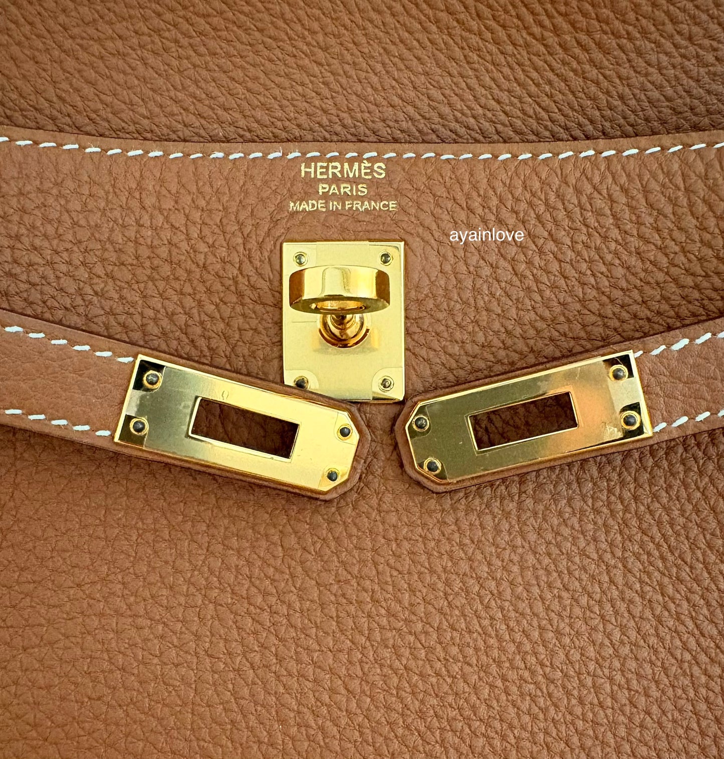 HERMES Kelly 25 Gold Togo Retourne Gold Hardware D Stamp